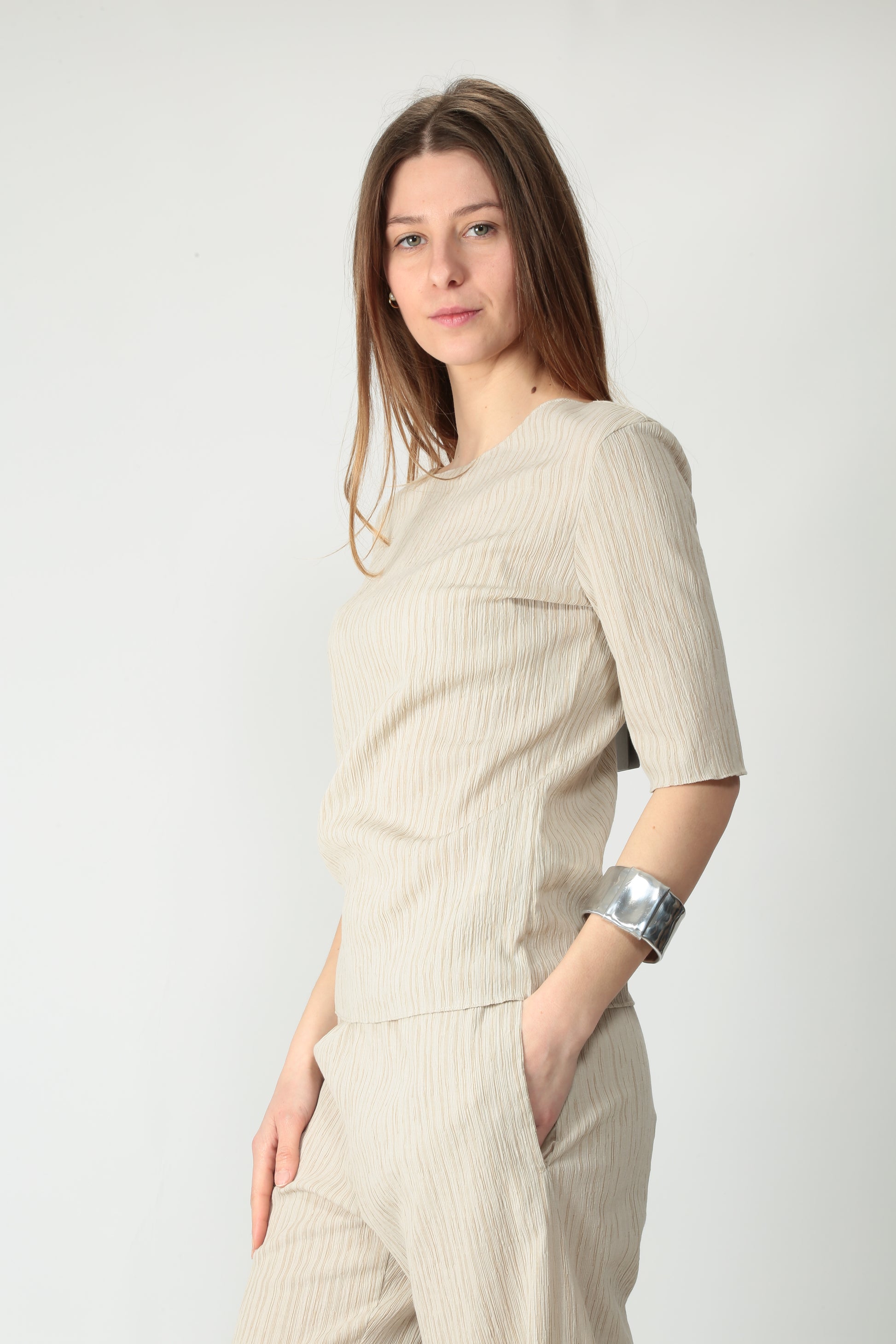 https://admin.shopify.com/store/gulieshop/products/15239508132189#:~:text=https%3A//www.gulieshop.it%20%E2%80%BA%20products%20%E2%80%BA%20maxmara%2Dmm%2Dtop%2Dplisse%2Dcaraibi