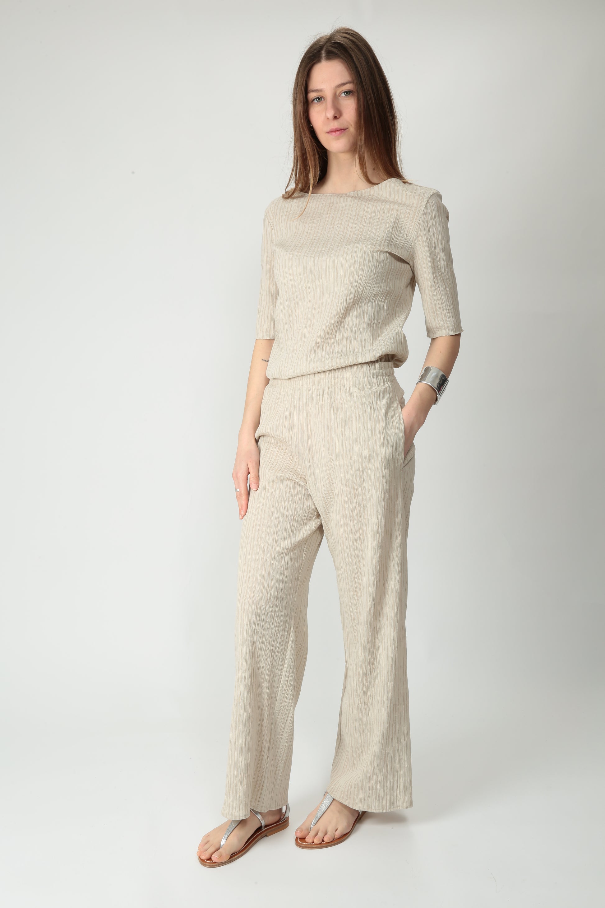 https://admin.shopify.com/store/gulieshop/products/15239508132189#:~:text=https%3A//www.gulieshop.it%20%E2%80%BA%20products%20%E2%80%BA%20maxmara%2Dmm%2Dtop%2Dplisse%2Dcaraibi