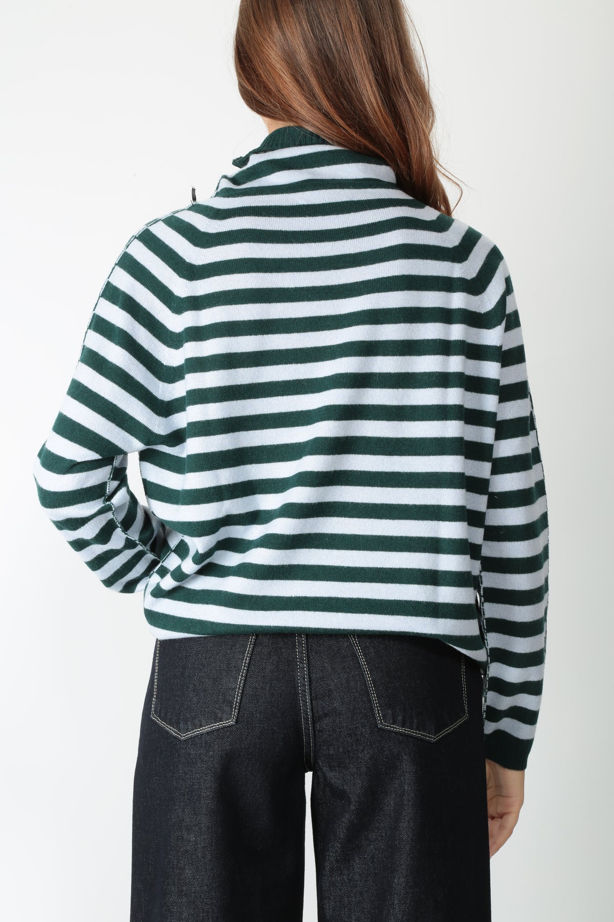 https://admin.shopify.com/store/gulieshop/products/16552688157021#:~:text=https%3A//www.gulieshop.it%20%E2%80%BA%20products%20%E2%80%BA%20miabasic%2Dmaglia%2Dciclista%2Dcarry%2Dpa652