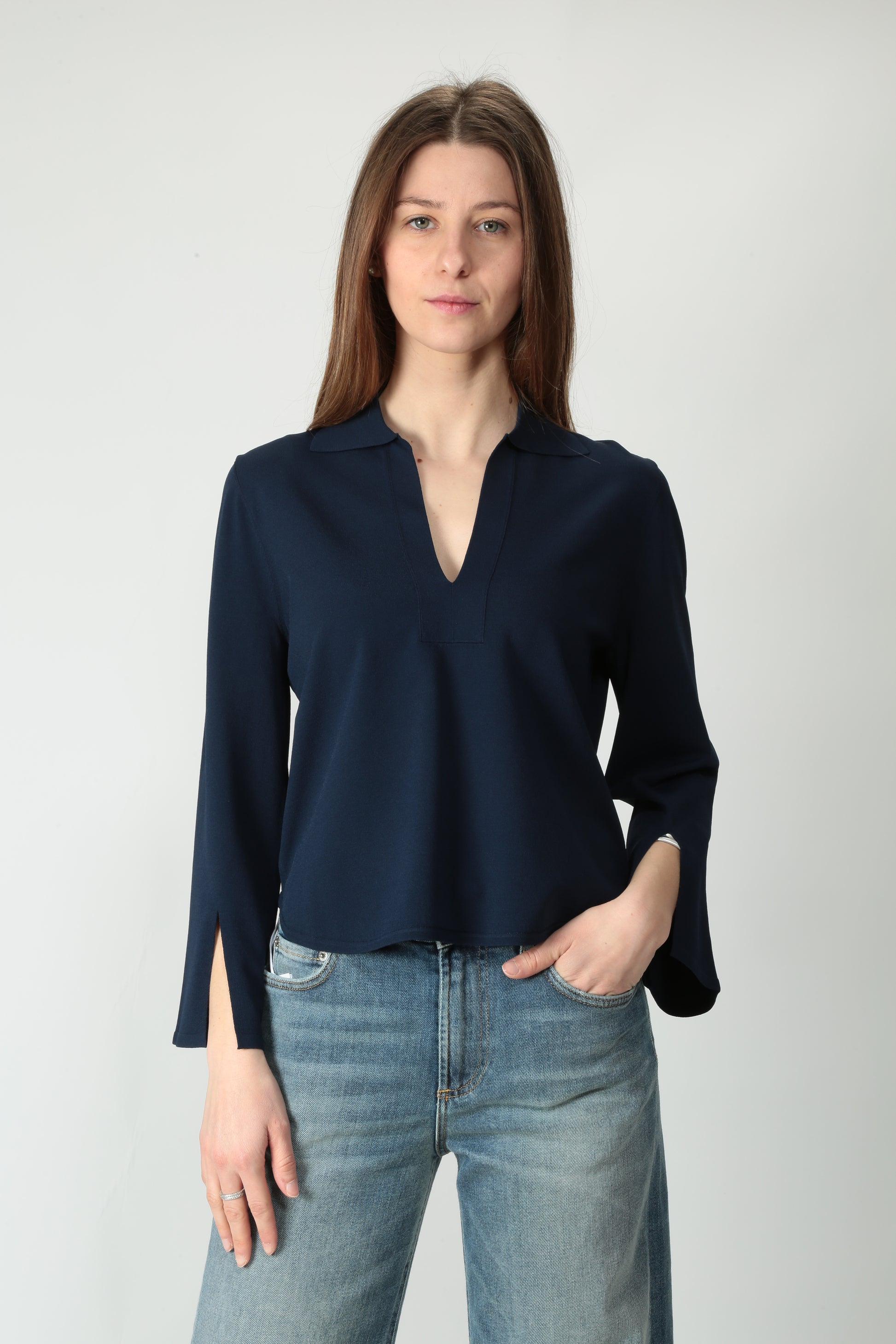 https://admin.shopify.com/store/gulieshop/products/15200687391069#:~:text=https%3A//www.gulieshop.it%20%E2%80%BA%20products%20%E2%80%BA%20kangra%2Dpolo%2Din%2Dviscosa%2Dstretch%2Ds5a193903
