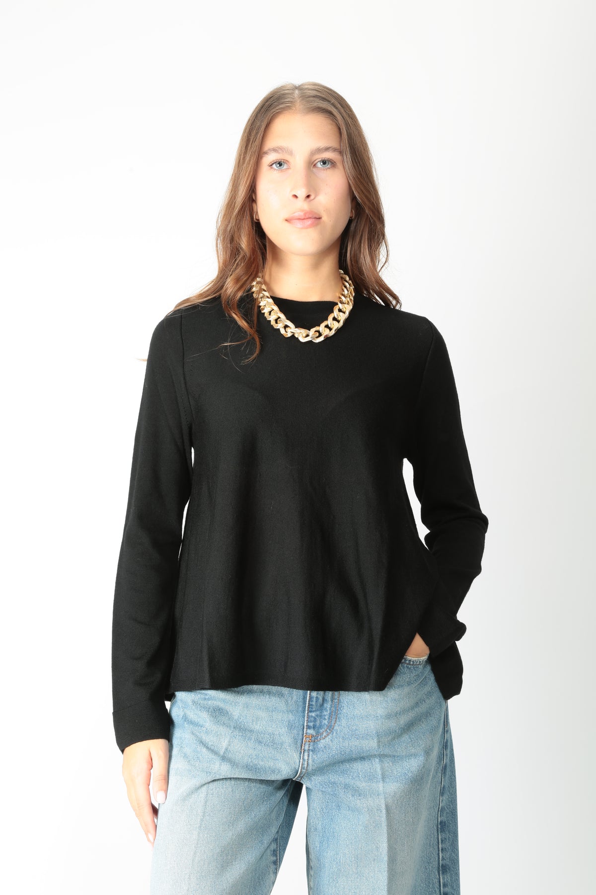 https://admin.shopify.com/store/gulieshop/products/16564129431901#:~:text=https%3A//www.gulieshop.it%20%E2%80%BA%20products%20%E2%80%BA%20solotre%2Dmaglia%2Din%2Dlana%2Drasata%2Dm3ac0040