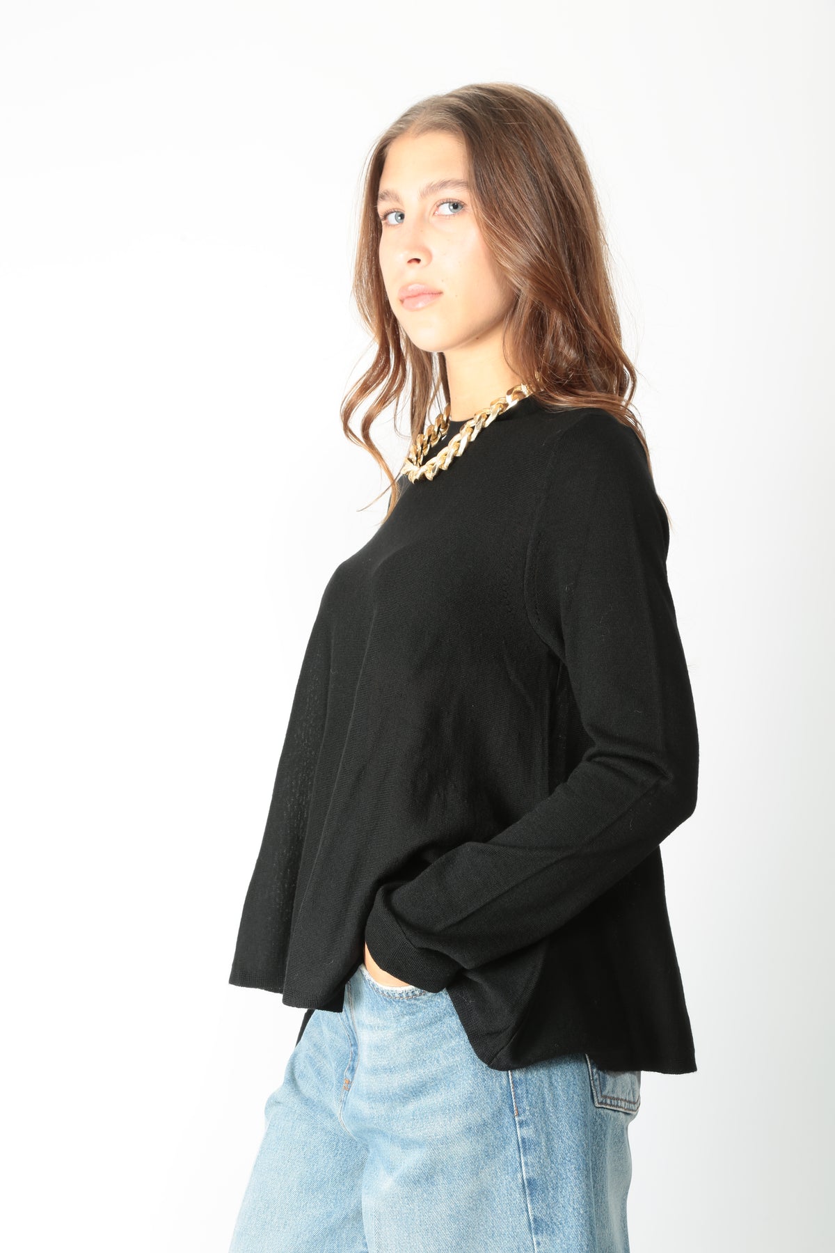 https://admin.shopify.com/store/gulieshop/products/16564129431901#:~:text=https%3A//www.gulieshop.it%20%E2%80%BA%20products%20%E2%80%BA%20solotre%2Dmaglia%2Din%2Dlana%2Drasata%2Dm3ac0040