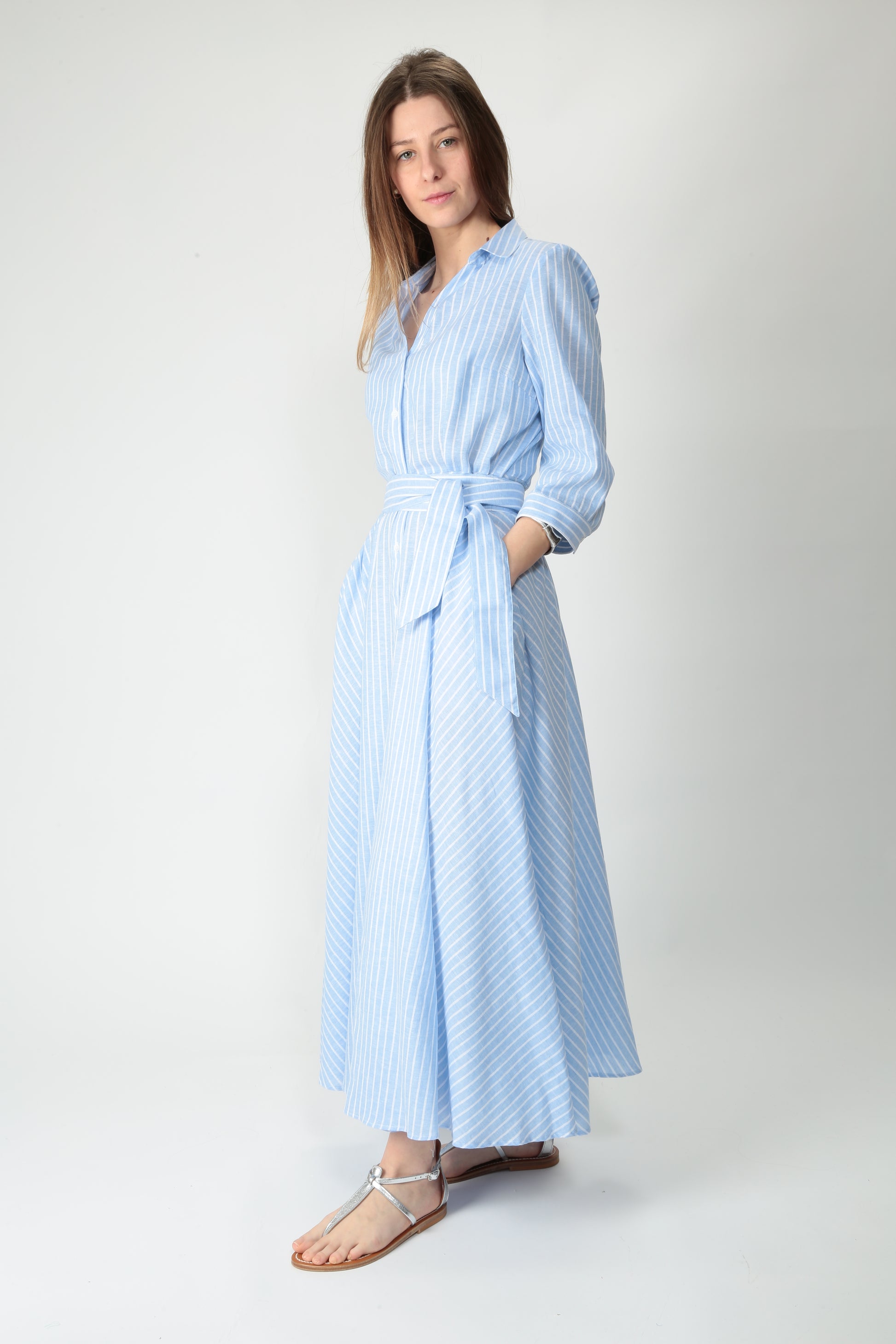 https://admin.shopify.com/store/gulieshop/products/15239508427101#:~:text=https%3A//www.gulieshop.it%20%E2%80%BA%20products%20%E2%80%BA%20camicetta%2Dsnob%2Dabito%2Dlungo%2Din%2Dlino%2De%2Dcotone%2D41315%2D916