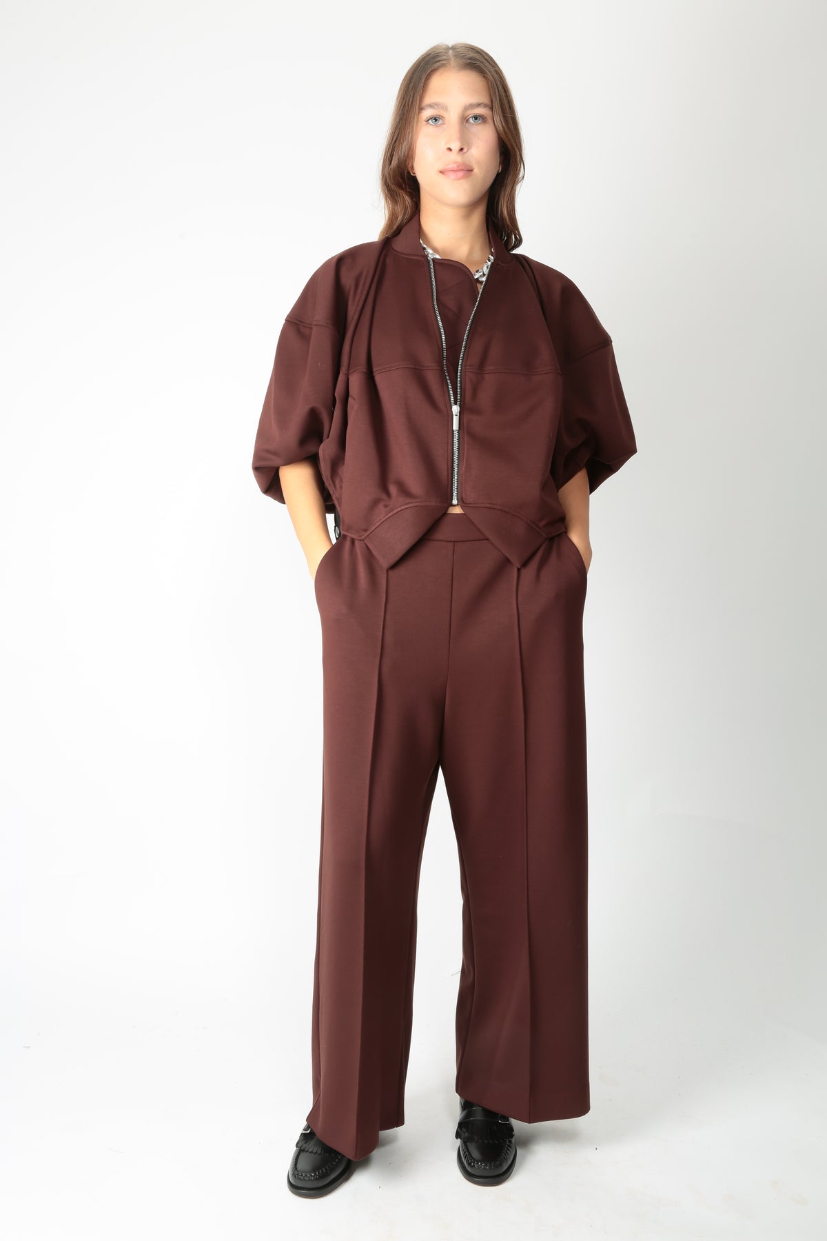 https://admin.shopify.com/store/gulieshop/products/16552696447325#:~:text=https%3A//www.gulieshop.it%20%E2%80%BA%20products%20%E2%80%BA%20meimeij%2Dbomber%2Din%2Dviscosa%2Dstretch%2Dm6fd00