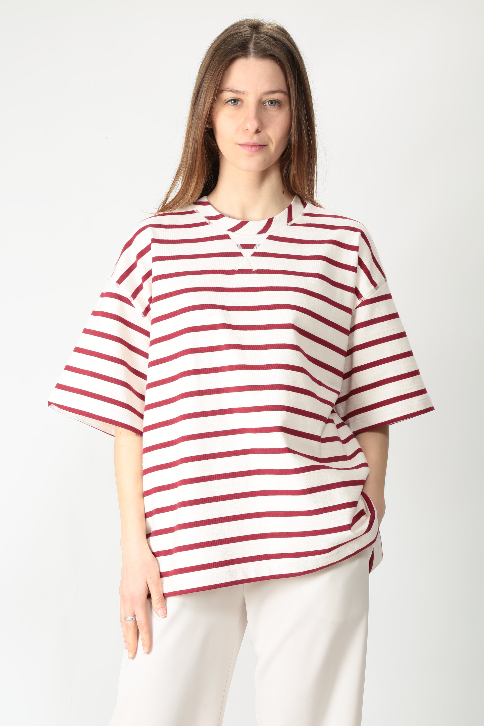 https://admin.shopify.com/store/gulieshop/products/15220318437725#:~:text=https%3A//www.gulieshop.it%20%E2%80%BA%20products%20%E2%80%BA%20the%2Dm%2Dt%2Dshirt%2Doversize%2Djamila92%2Dr