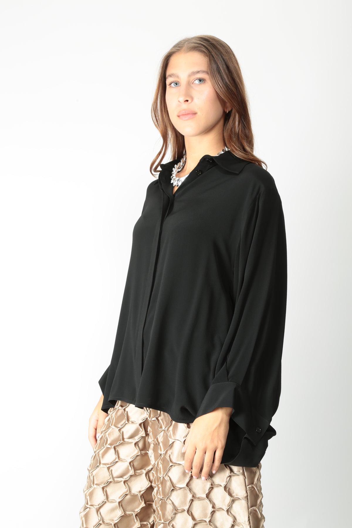 https://admin.shopify.com/store/gulieshop/products/16542601970013