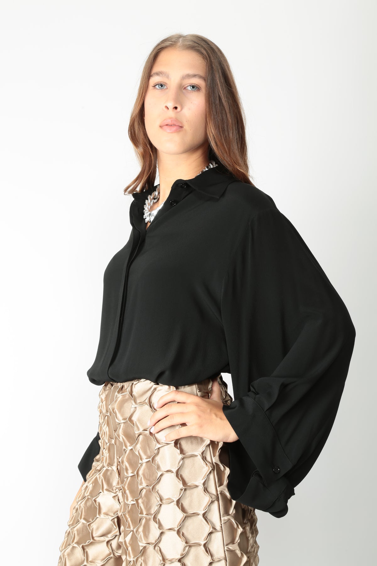 https://admin.shopify.com/store/gulieshop/products/16542601970013