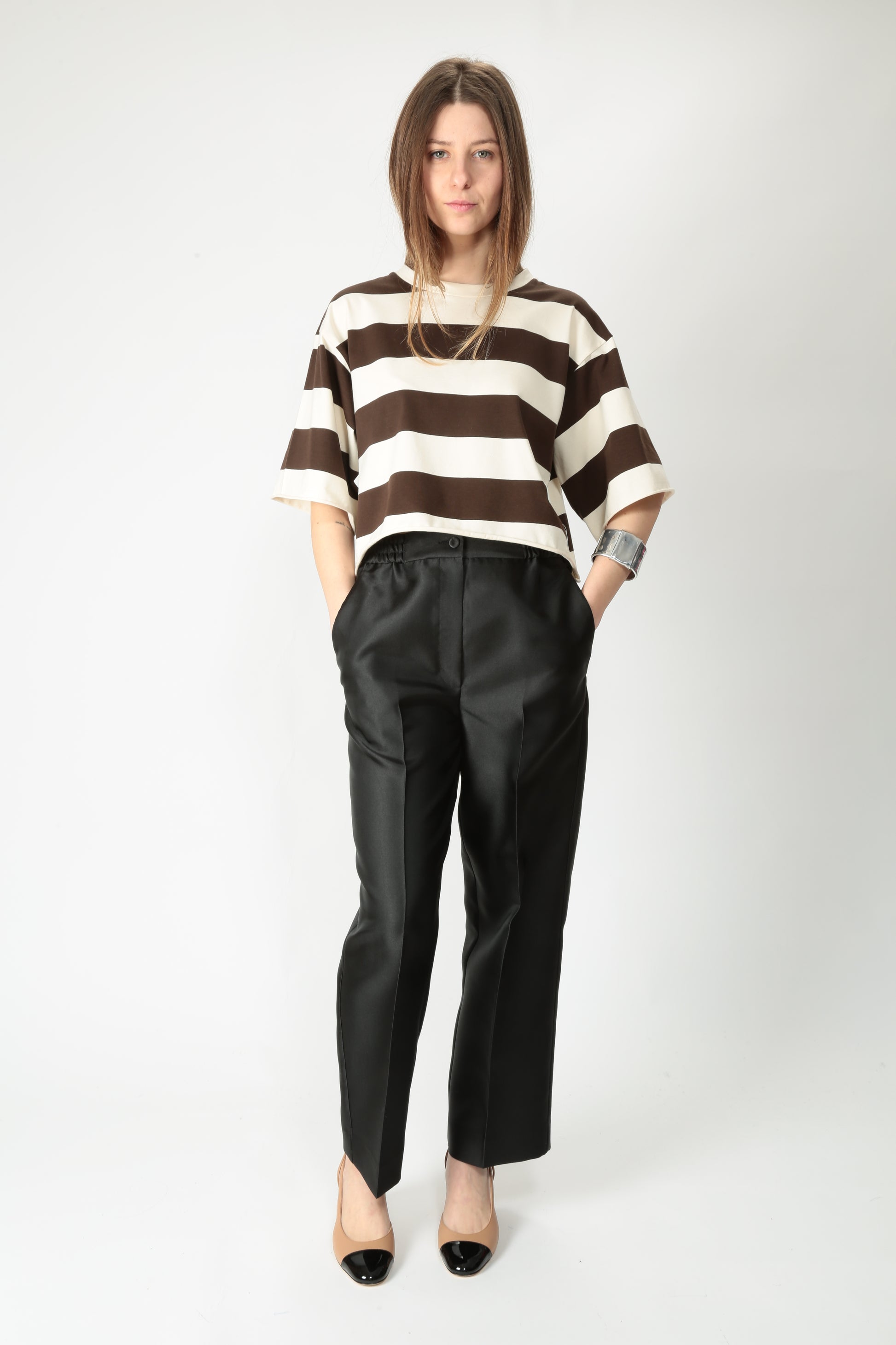 https://admin.shopify.com/store/gulieshop/products/15192689377629#:~:text=https%3A//www.gulieshop.it%20%E2%80%BA%20products%20%E2%80%BA%20beatrice%2Dpantalone%2Din%2Draso%2D25fe1011hopper%2D1