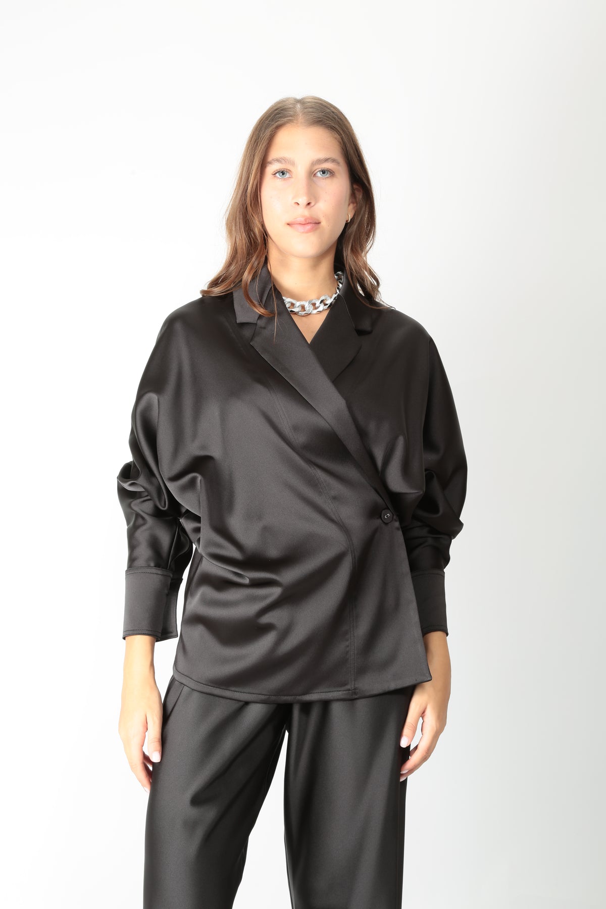 https://admin.shopify.com/store/gulieshop/products/16552696185181#:~:text=https%3A//www.gulieshop.it%20%E2%80%BA%20products%20%E2%80%BA%20meimeij%2Dcamicia%2Din%2Draso%2Dm6ff03