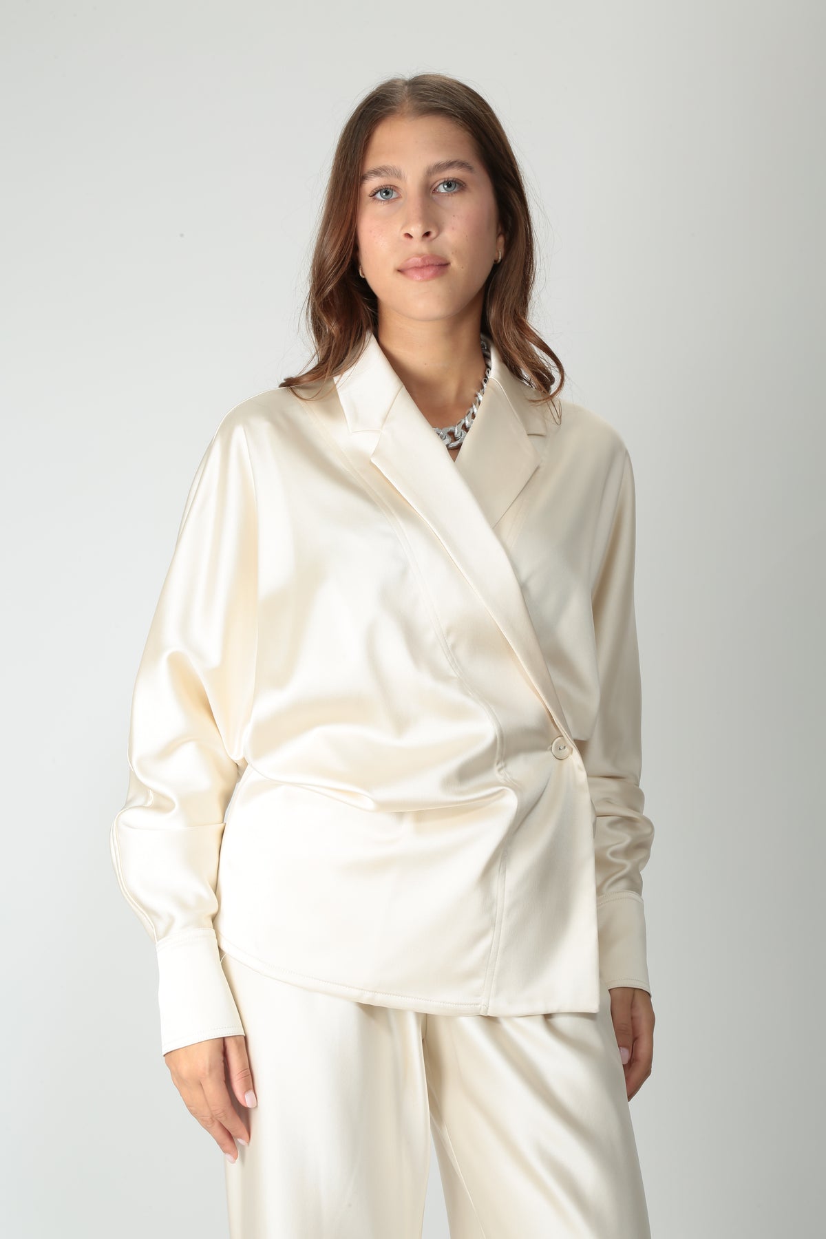 https://admin.shopify.com/store/gulieshop/products/16552696217949