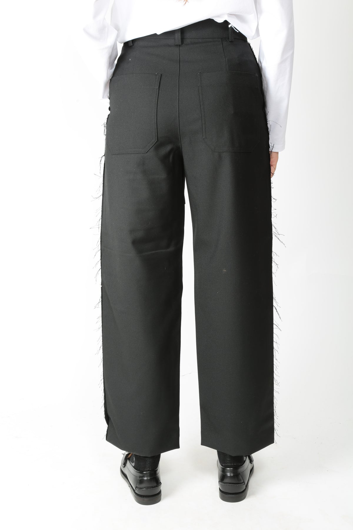 https://admin.shopify.com/store/gulieshop/products/16564129988957#:~:text=https%3A//www.gulieshop.it%20%E2%80%BA%20products%20%E2%80%BA%20department%2D5%2Dpantalone%2Dcon%2Dtasche%2Droice%2Ddp19253m2tf0149000