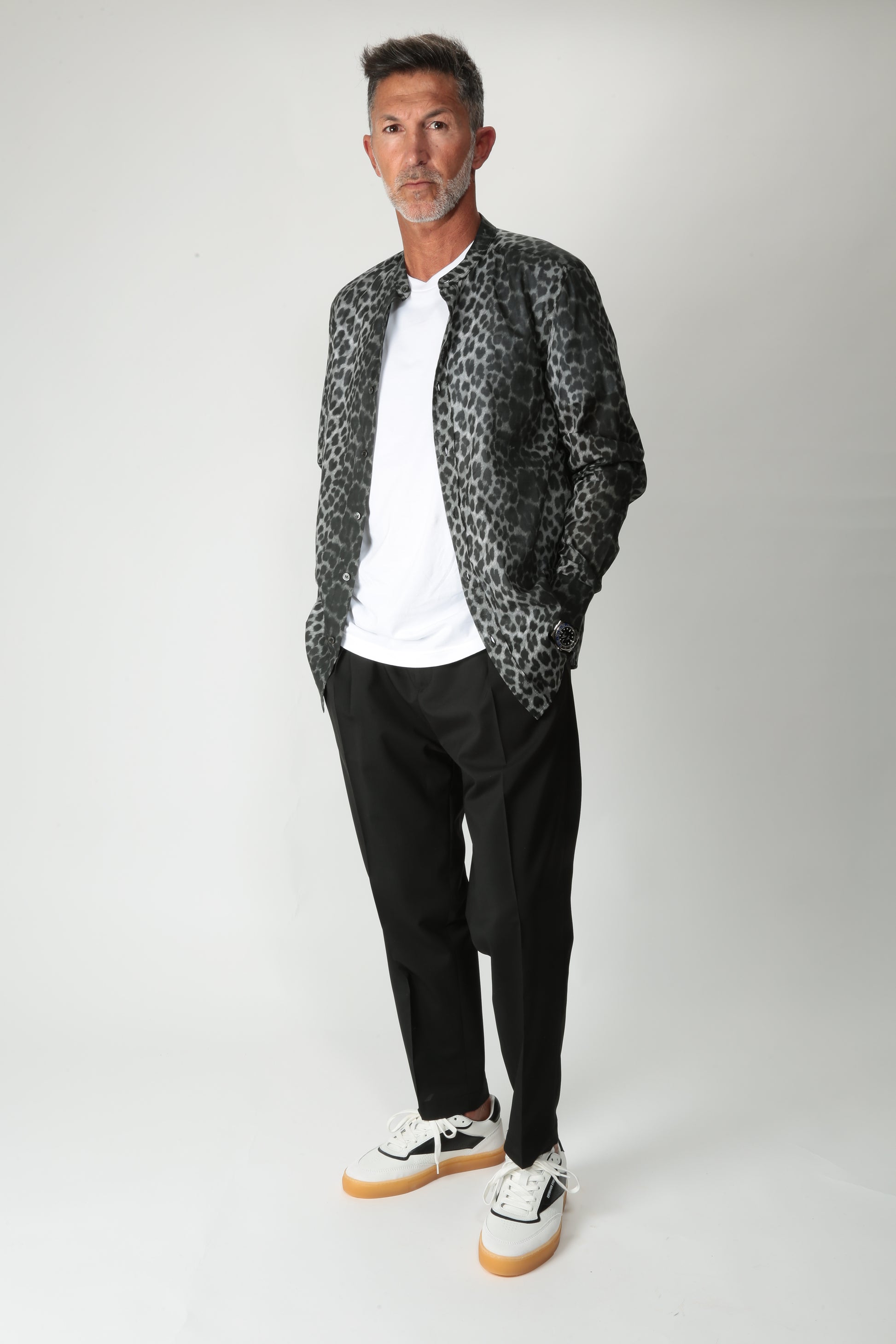https://admin.shopify.com/store/gulieshop/products/15238076596573#:~:text=https%3A//www.gulieshop.it%20%E2%80%BA%20products%20%E2%80%BA%20department%2D5%2Dcamicia%2Dcollo%2Dalla%2Dcoreana%2Dokii%2Dus03250m2tf0319000
