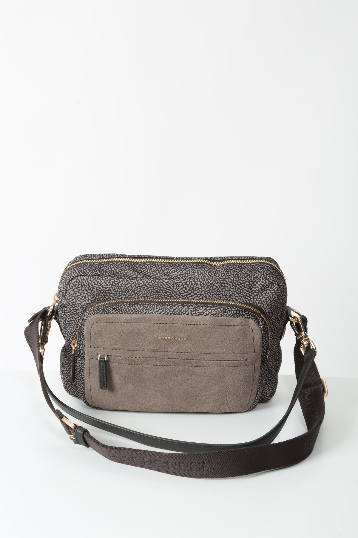 https://admin.shopify.com/store/gulieshop/products/16580926996829#:~:text=https%3A//www.gulieshop.it%20%E2%80%BA%20products%20%E2%80%BA%20borbonese%2Dborsa%2Db%2Dcllub%2Dcamera%2Dcase%2D91010345%2D0288