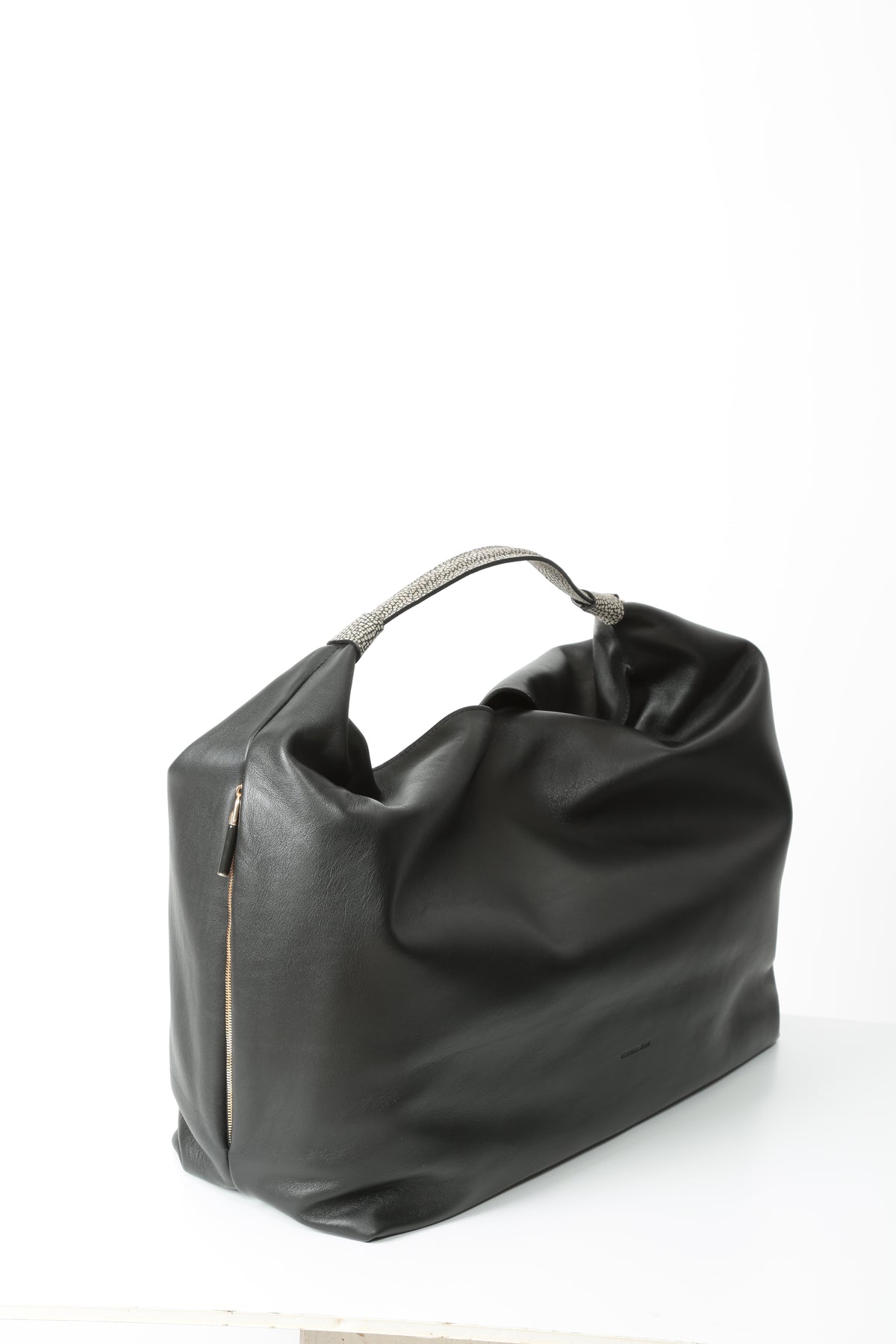 https://admin.shopify.com/store/gulieshop/products/16585388982621