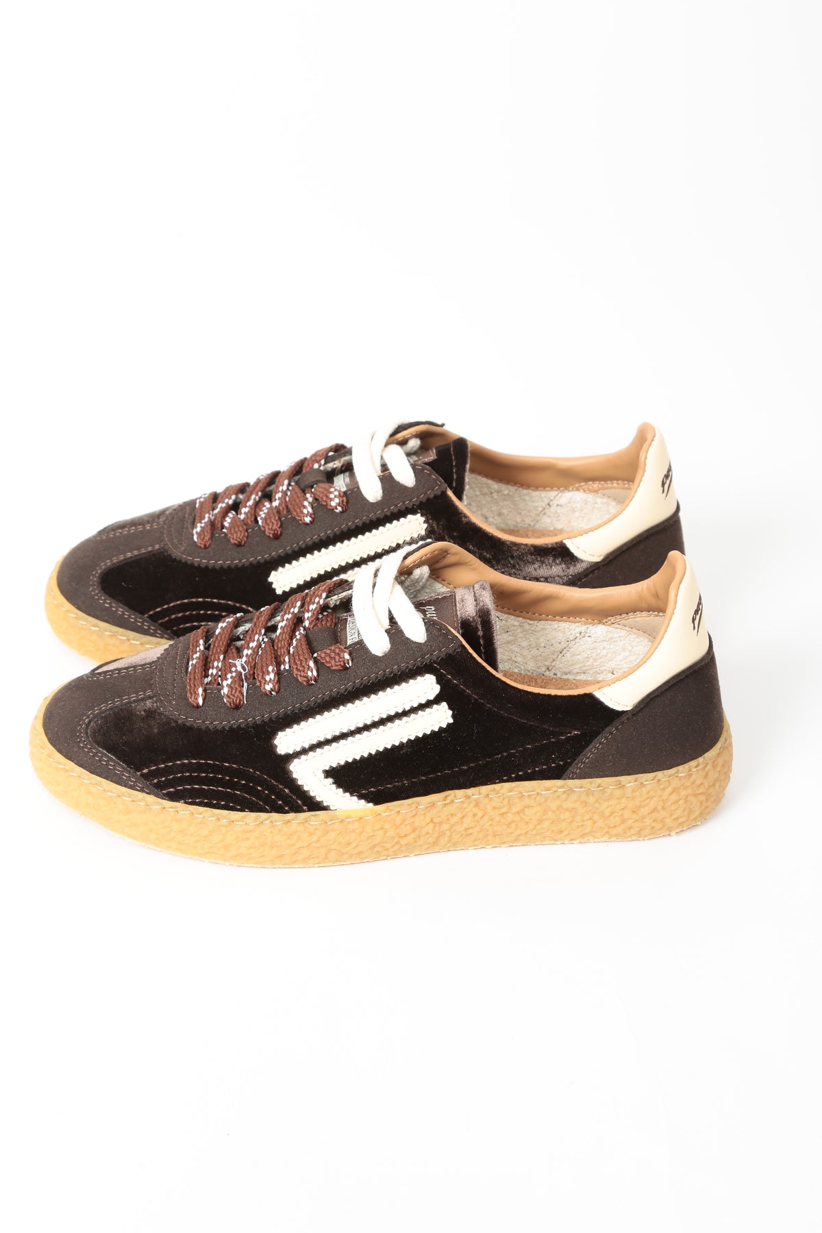 https://admin.shopify.com/store/gulieshop/products/16589701284189