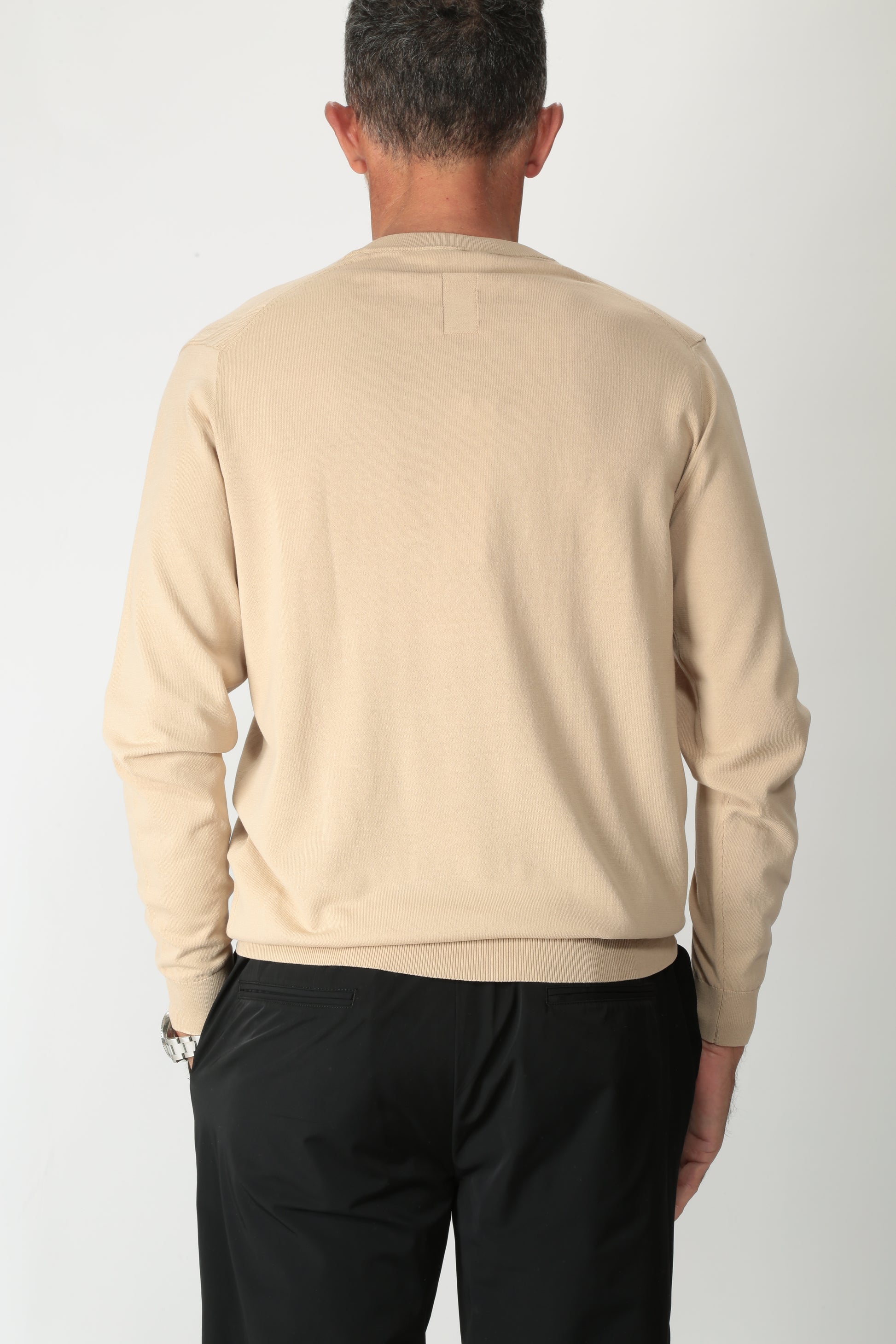 https://admin.shopify.com/store/gulieshop/products/15238104056157#:~:text=https%3A//www.gulieshop.it%20%E2%80%BA%20products%20%E2%80%BA%20diktat%2Dmaglia%2Dscollo%2Da%2Dv%2Din%2Dcotone%2Ddk87006