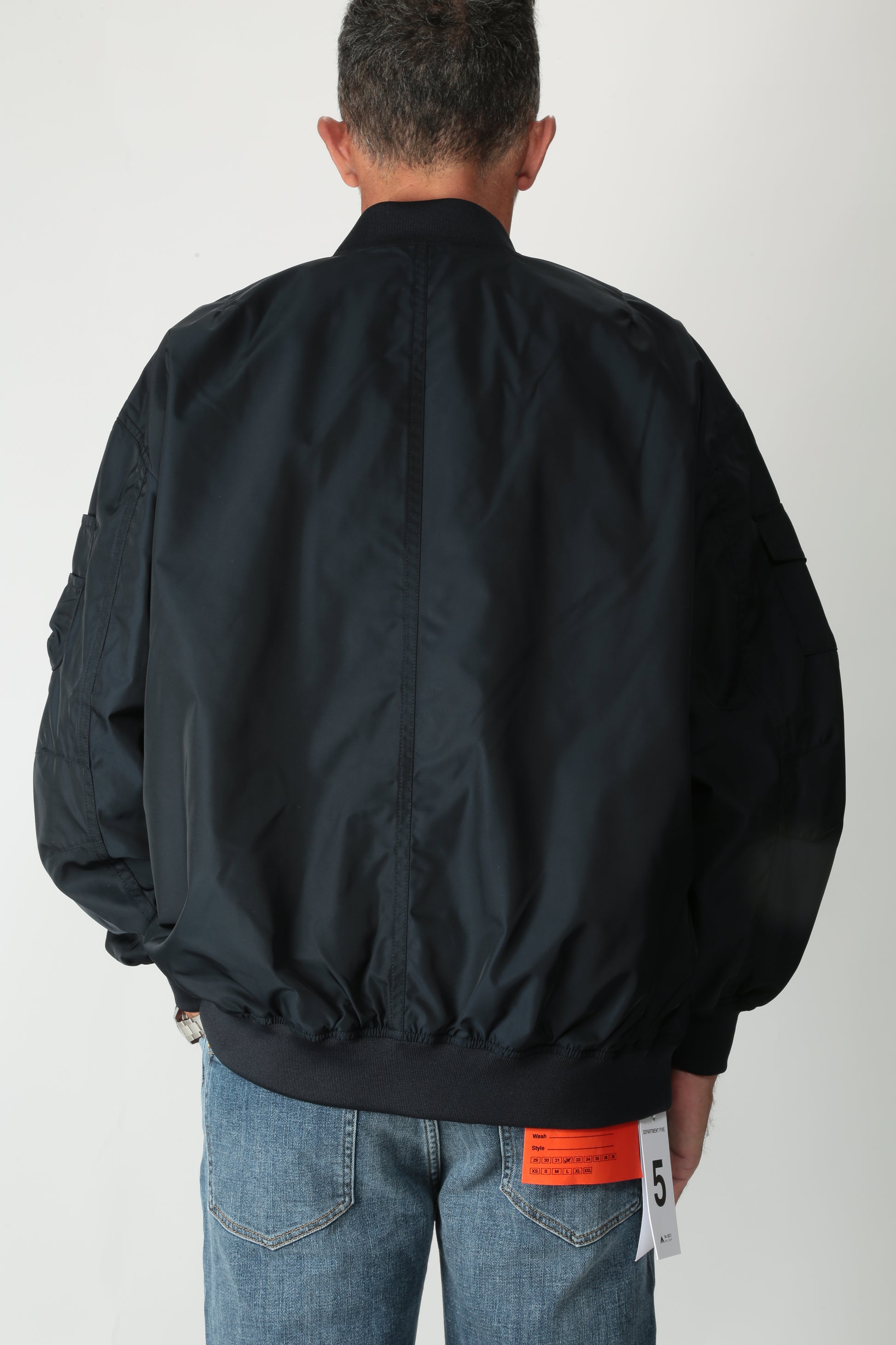 https://admin.shopify.com/store/gulieshop/products/15220317847901#:~:text=https%3A//www.gulieshop.it%20%E2%80%BA%20products%20%E2%80%BA%20save%2Dthe%2Ddukc%2Dbomber%2Dlungo%2Din%2Dtessuto%2Dtecnico%2Djay%2Dd32130m%2Dtwil20