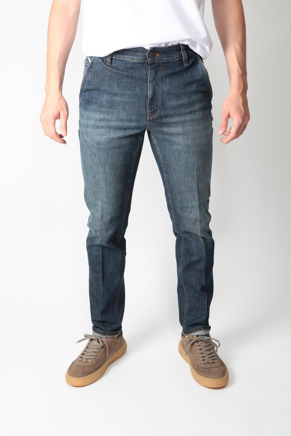 https://admin.shopify.com/store/gulieshop/products/16596081279325#:~:text=https%3A//www.gulieshop.it%20%E2%80%BA%20products%20%E2%80%BA%20pt%2Dtorino%2Djeans%2Dpantalone%2Dindie%2Dc5zp01z0%2Dim6040