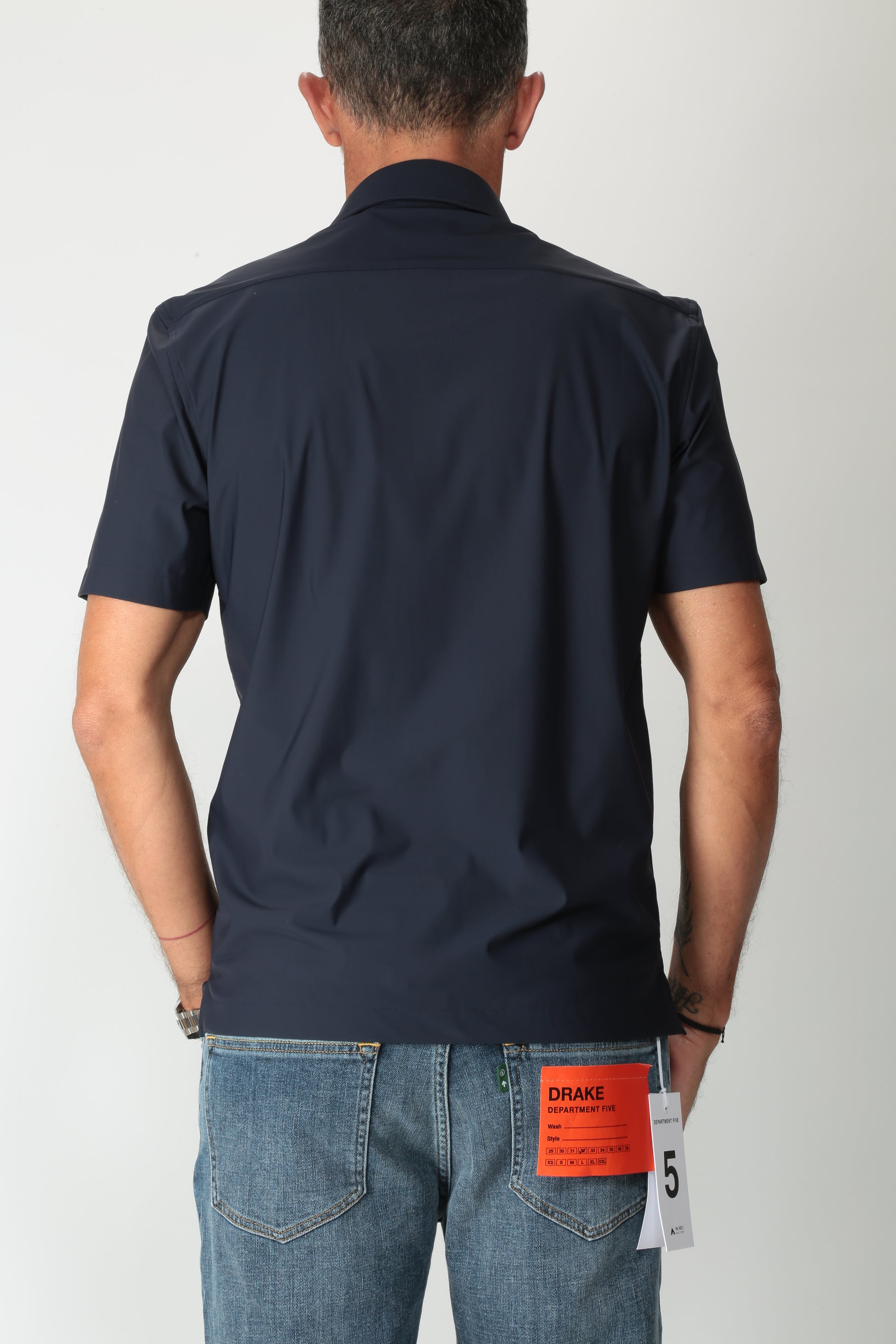 https://admin.shopify.com/store/gulieshop/products/15360892764509#:~:text=https%3A//www.gulieshop.it%20%E2%80%BA%20products%20%E2%80%BA%20alley%2Ddocks%2Dpolo%2Din%2Dtessuto%2Dtecnico%2Dau25s34po