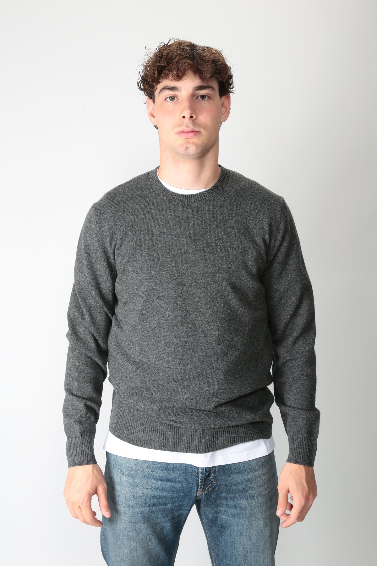 https://admin.shopify.com/store/gulieshop/products/16596134822237#:~:text=https%3A//www.gulieshop.it%20%E2%80%BA%20products%20%E2%80%BA%20diktat%2Dmaglia%2Din%2Dcachemire%2Dblend%2Ddk27%2D070