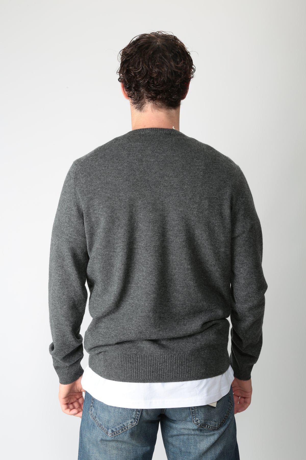 https://admin.shopify.com/store/gulieshop/products/16596134822237#:~:text=https%3A//www.gulieshop.it%20%E2%80%BA%20products%20%E2%80%BA%20diktat%2Dmaglia%2Din%2Dcachemire%2Dblend%2Ddk27%2D070