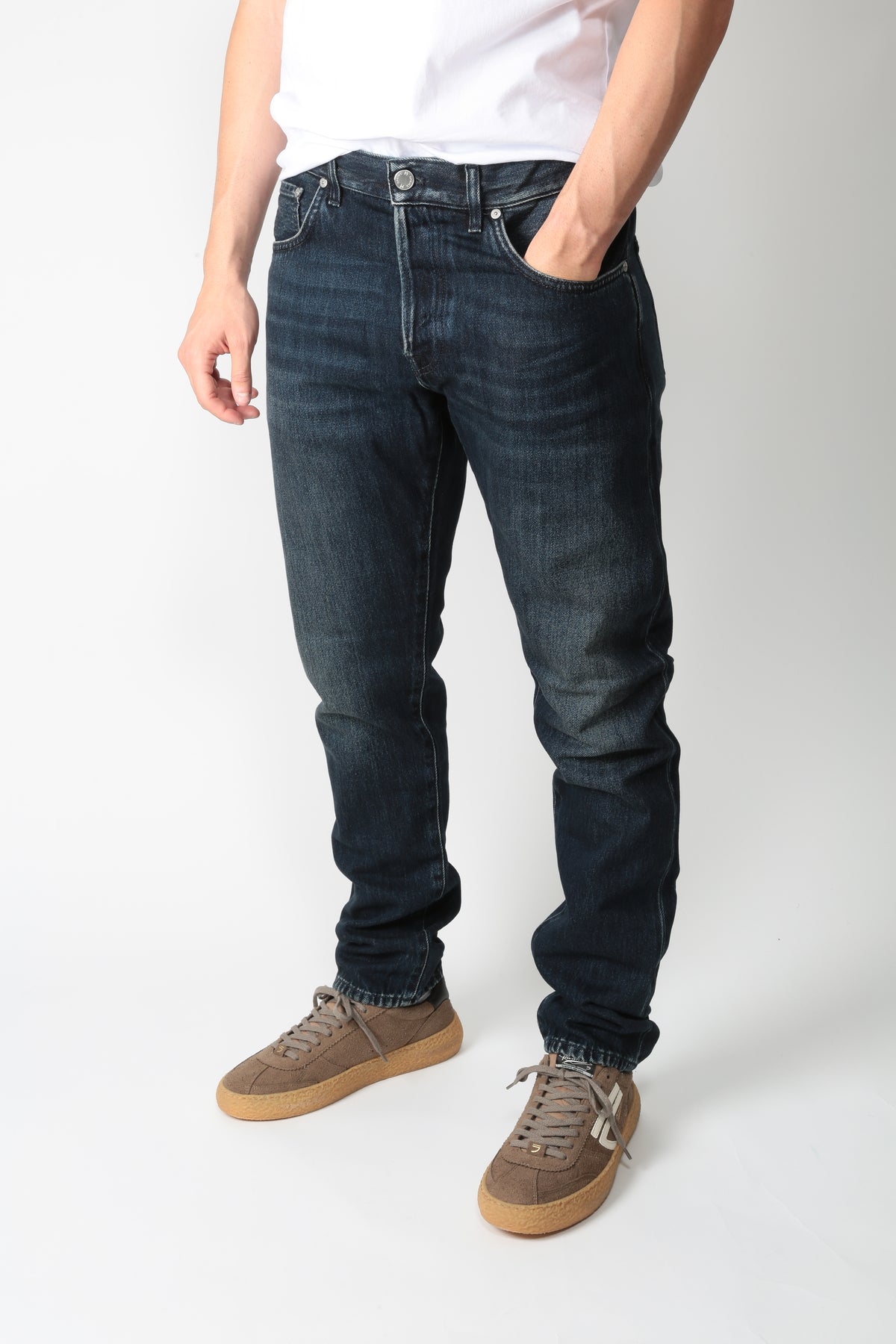 https://admin.shopify.com/store/gulieshop/products/16596081049949#:~:text=https%3A//www.gulieshop.it%20%E2%80%BA%20products%20%E2%80%BA%20pt%2Dtorino%2Djeans%2Dbreakfast%2Dc5qp05b0%2Daw0620
