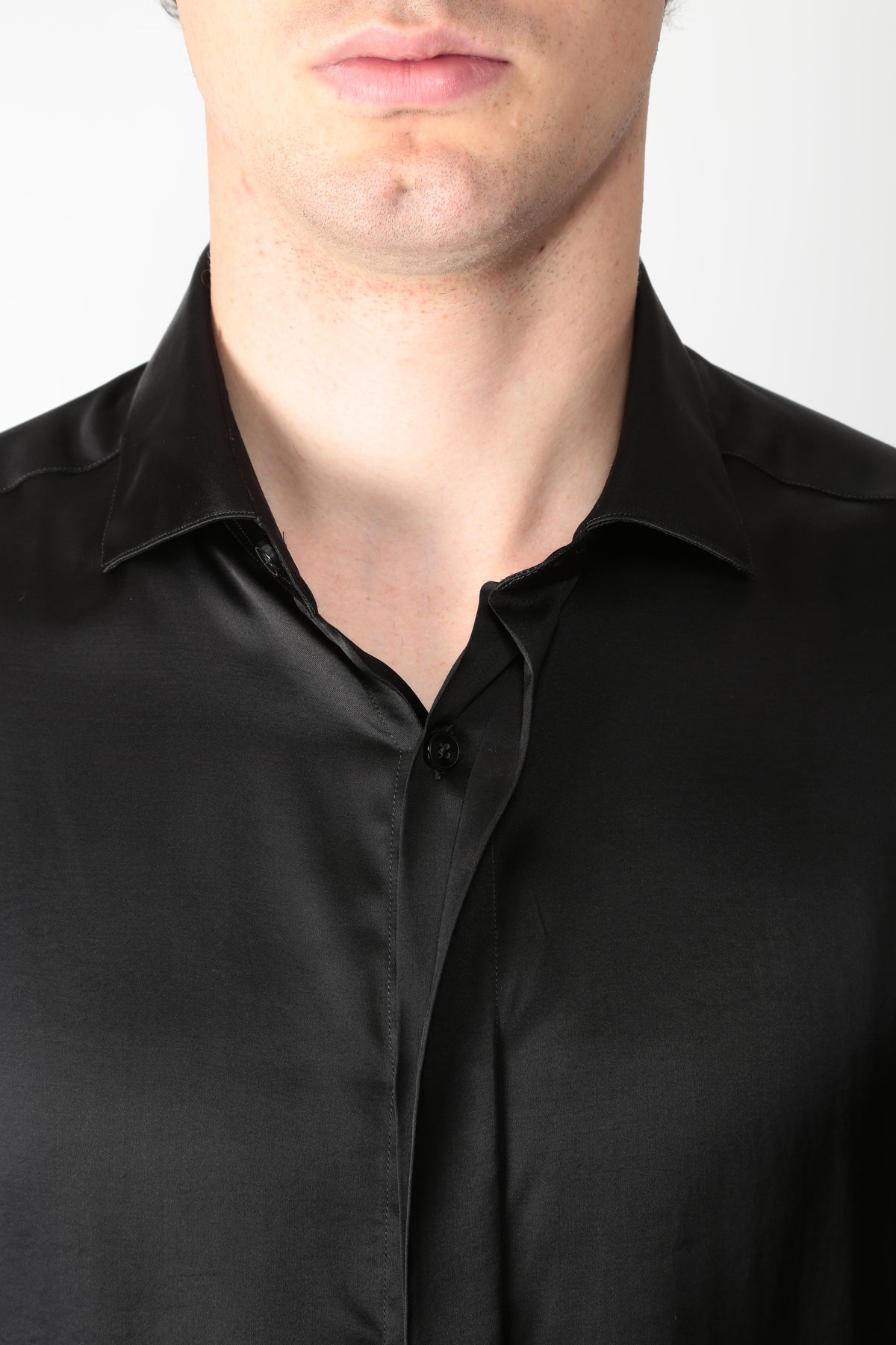 https://admin.shopify.com/store/gulieshop/products/16596098449757#:~:text=https%3A//www.gulieshop.it%20%E2%80%BA%20products%20%E2%80%BA%20xacus%2Dcamicia%2Din%2Dviscosa%2D538ml%2D11523