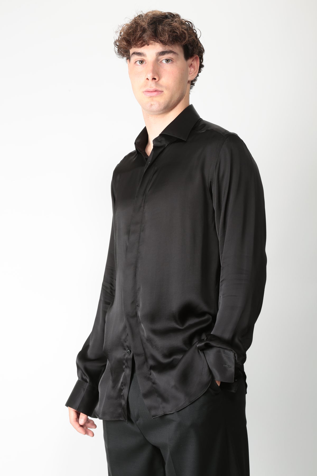 https://admin.shopify.com/store/gulieshop/products/16596098449757#:~:text=https%3A//www.gulieshop.it%20%E2%80%BA%20products%20%E2%80%BA%20xacus%2Dcamicia%2Din%2Dviscosa%2D538ml%2D11523