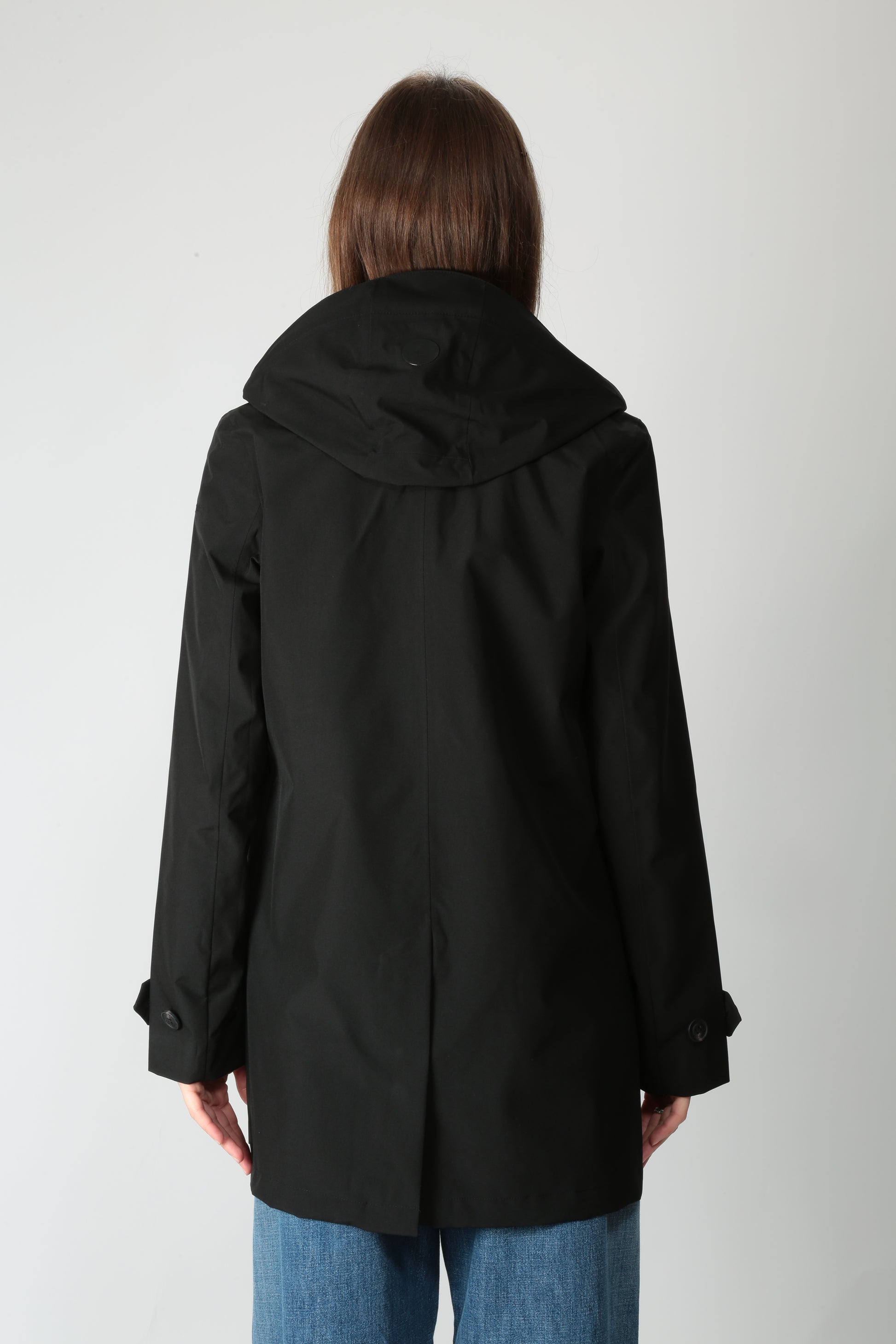 https://admin.shopify.com/store/gulieshop/products/15308730532189#:~:text=https%3A//www.gulieshop.it%20%E2%80%BA%20products%20%E2%80%BA%20save%2Dthe%2Dduck%2Dimpermeabile%2Dcon%2Dcappuccio%2Dd42250w%2Dgrin20%2Dapril%2D1