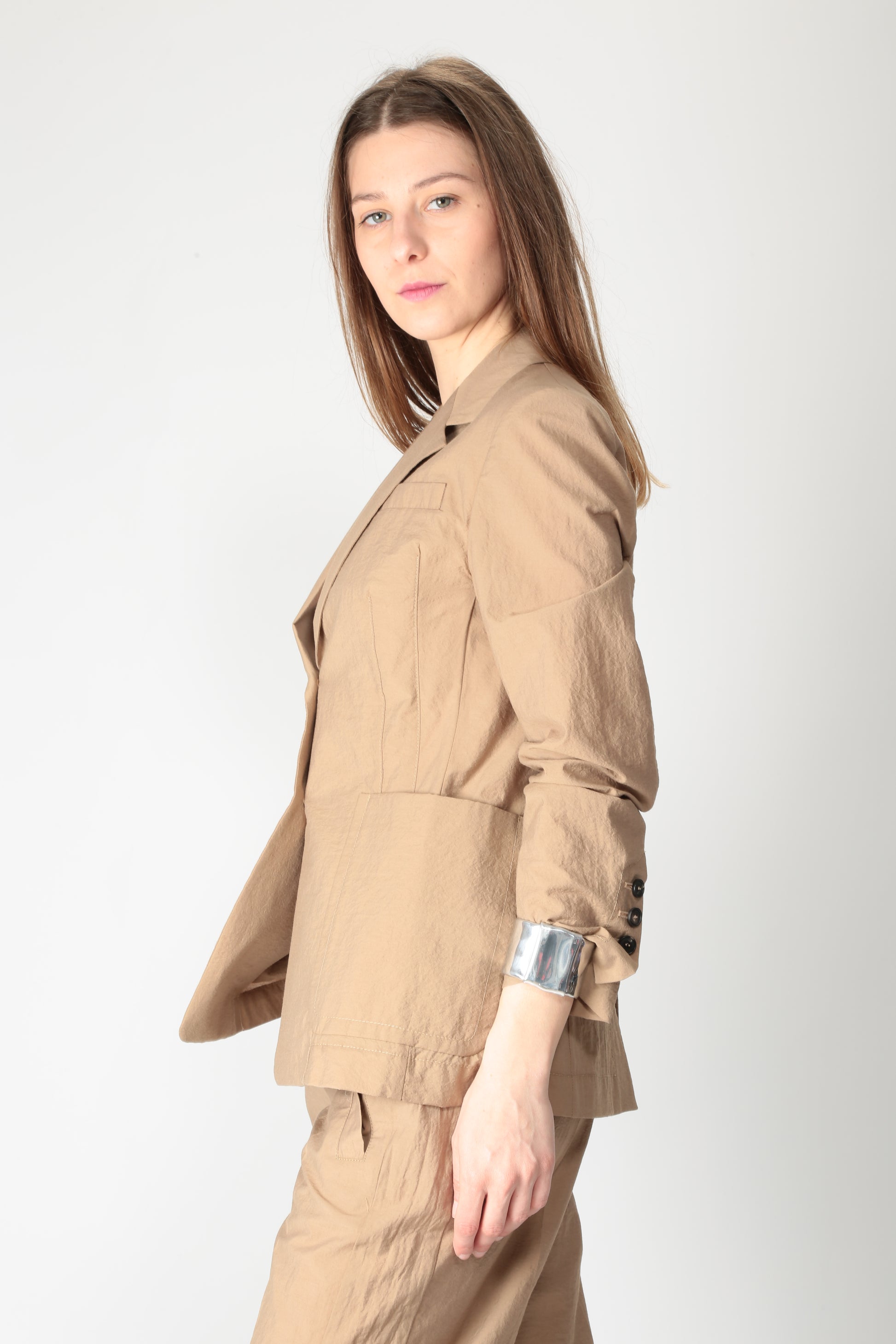 https://admin.shopify.com/store/gulieshop/products/15308811993437#:~:text=https%3A//www.gulieshop.it%20%E2%80%BA%20products%20%E2%80%BA%20tela%2Dgiacca%2Dmonopetto%2Din%2Dcotone%2Dpoesia