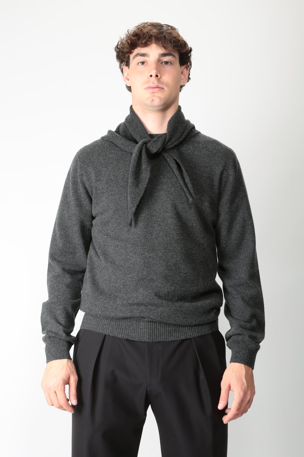 https://admin.shopify.com/store/gulieshop/products/16596117356893#:~:text=https%3A//www.gulieshop.it%20%E2%80%BA%20products%20%E2%80%BA%20d%2Dfiesoli%2Dmaglia%2Din%2Dcachemire%2Dws9010