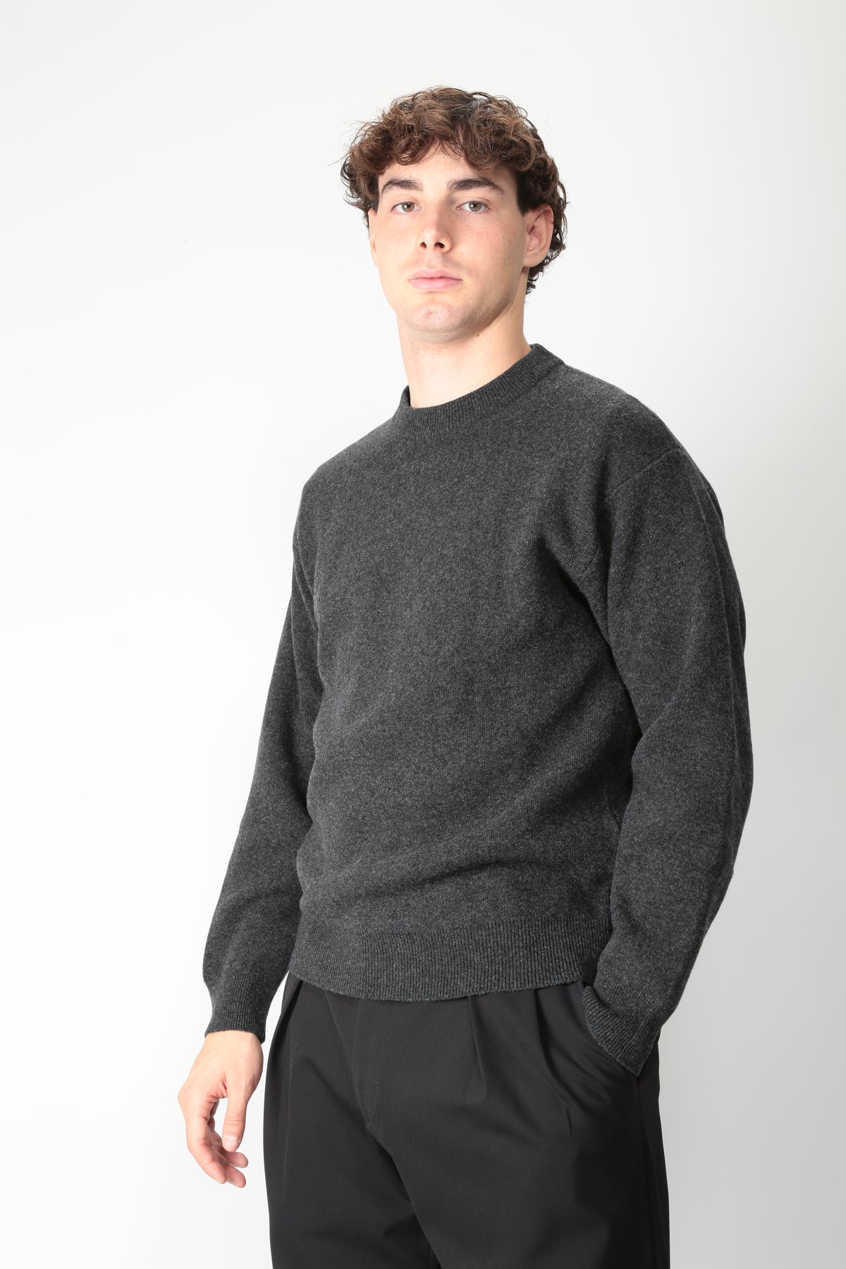 https://admin.shopify.com/store/gulieshop/products/16596116799837#:~:text=https%3A//www.gulieshop.it%20%E2%80%BA%20products%20%E2%80%BA%20d%2Dfiesoli%2Dmaglia%2Dtaglio%2Dfelpa%2Ddf5100