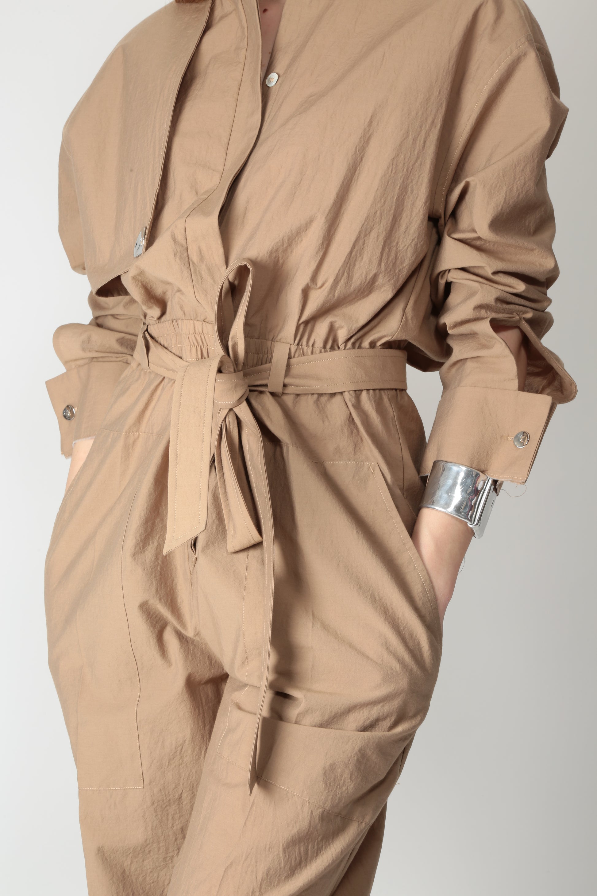 https://admin.shopify.com/store/gulieshop/products/15308812255581#:~:text=https%3A//www.gulieshop.it%20%E2%80%BA%20products%20%E2%80%BA%20tela%2Djumpsuit%2Din%2Dmisto%2Dcotone%2Dparker
