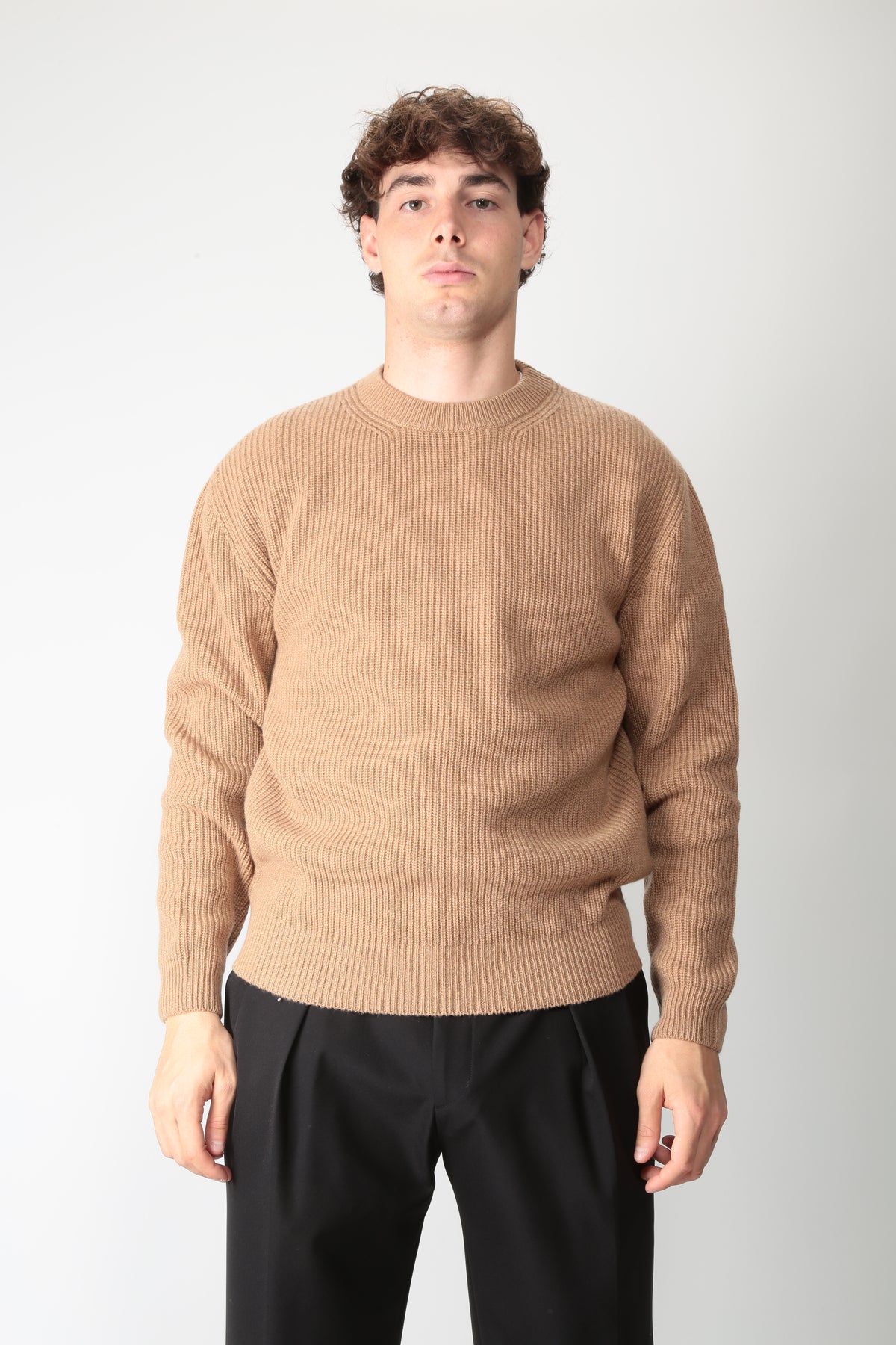 https://admin.shopify.com/store/gulieshop/products/16596117553501#:~:text=https%3A//www.gulieshop.it%20%E2%80%BA%20products%20%E2%80%BA%20d%2Dfiesoli%2Dmaglia%2Da%2Dcoste%2Din%2Dcachemire%2Dws3390%2D1
