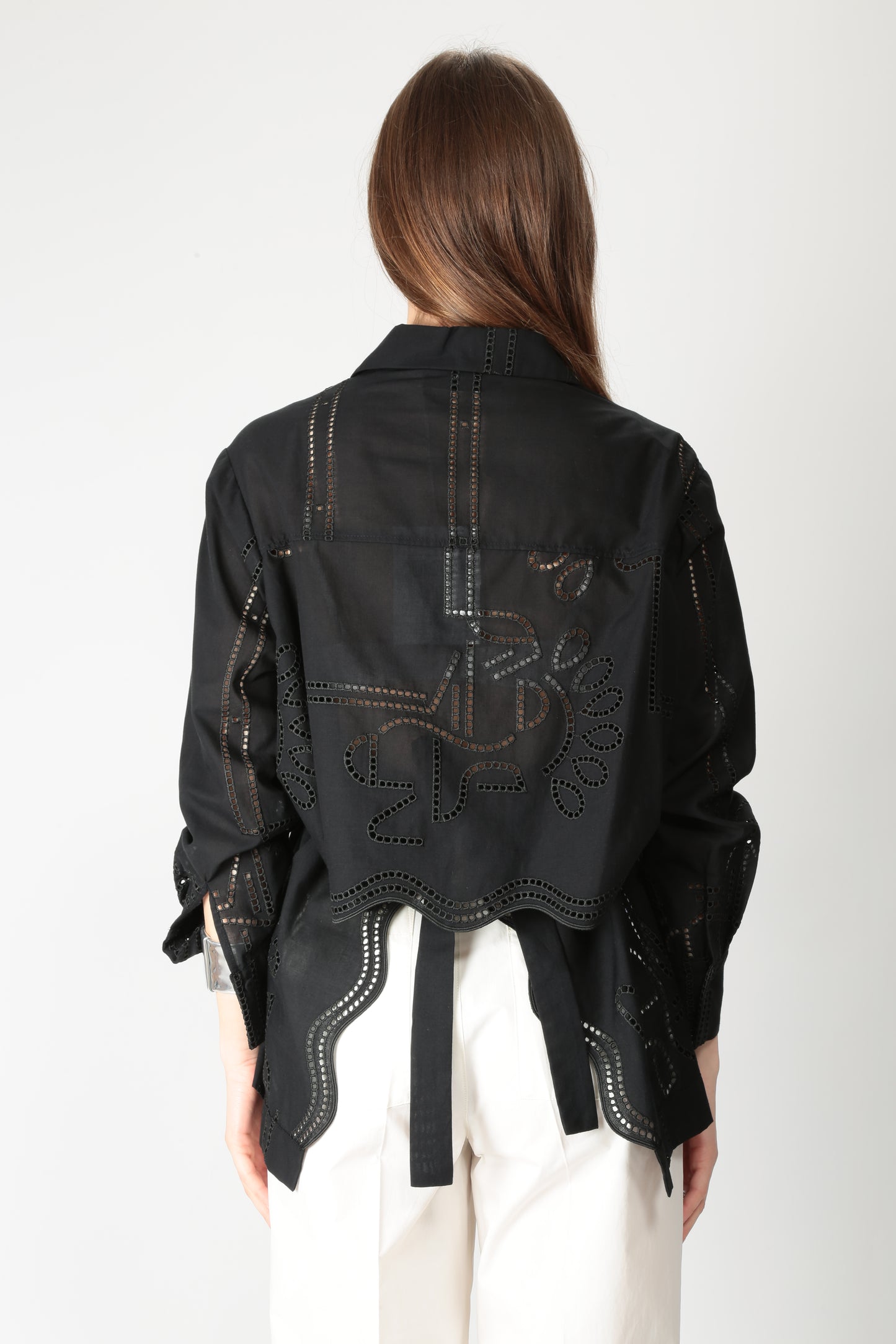 https://admin.shopify.com/store/gulieshop/products/15290051035485#:~:text=https%3A//www.gulieshop.it%20%E2%80%BA%20products%20%E2%80%BA%20beatrice%2Dcamicia%2Din%2Dsangallo%2D25fe429%2Dellide