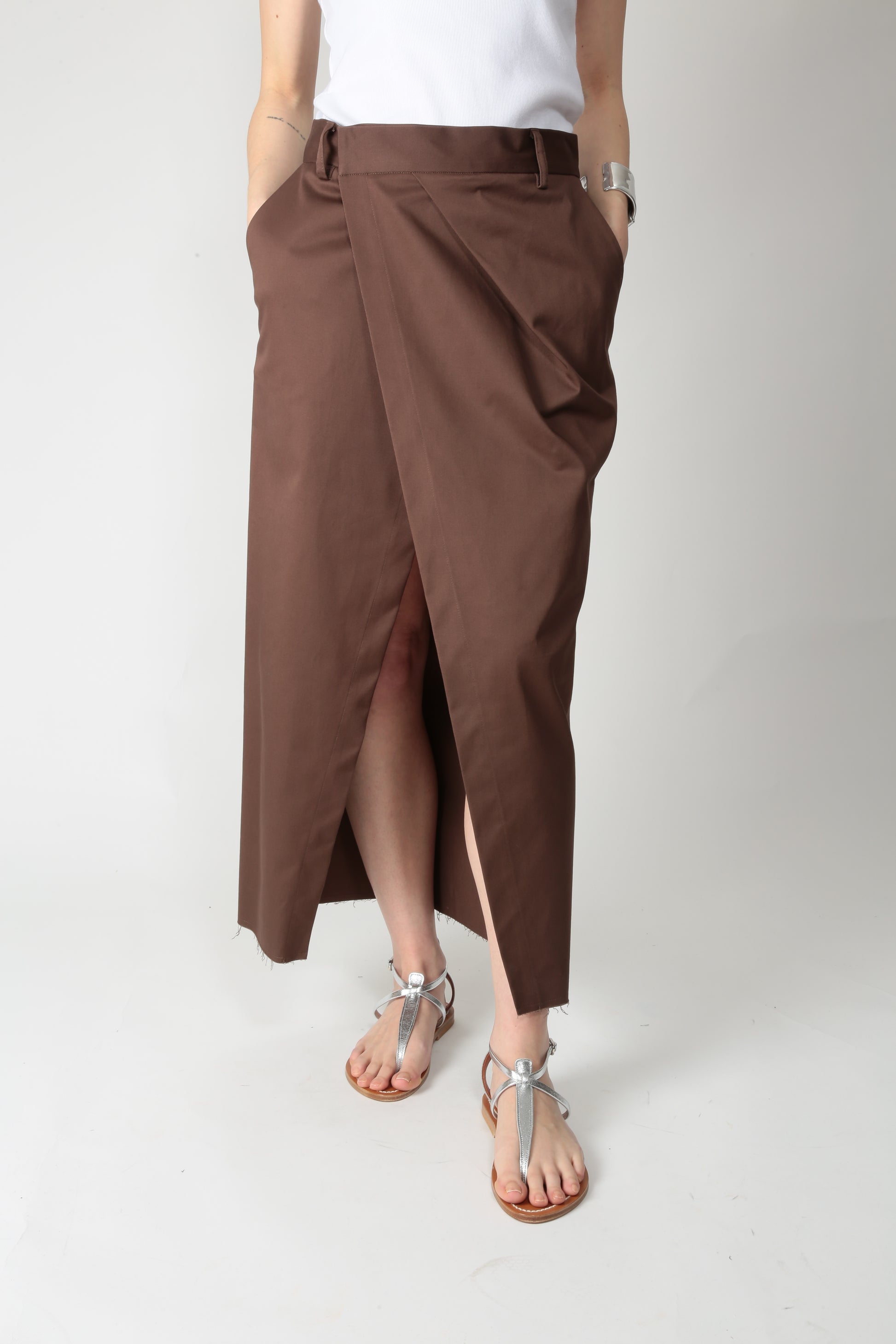 https://admin.shopify.com/store/gulieshop/products/15290025640285#:~:text=https%3A//www.gulieshop.it%20%E2%80%BA%20products%20%E2%80%BA%20the%2Dm%2Dgonna%2Dcon%2Dspacco%2Dcassis