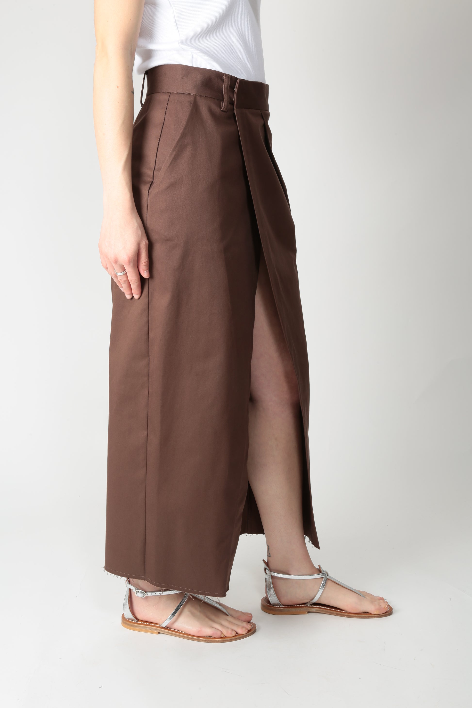 https://admin.shopify.com/store/gulieshop/products/15290025640285#:~:text=https%3A//www.gulieshop.it%20%E2%80%BA%20products%20%E2%80%BA%20the%2Dm%2Dgonna%2Dcon%2Dspacco%2Dcassis