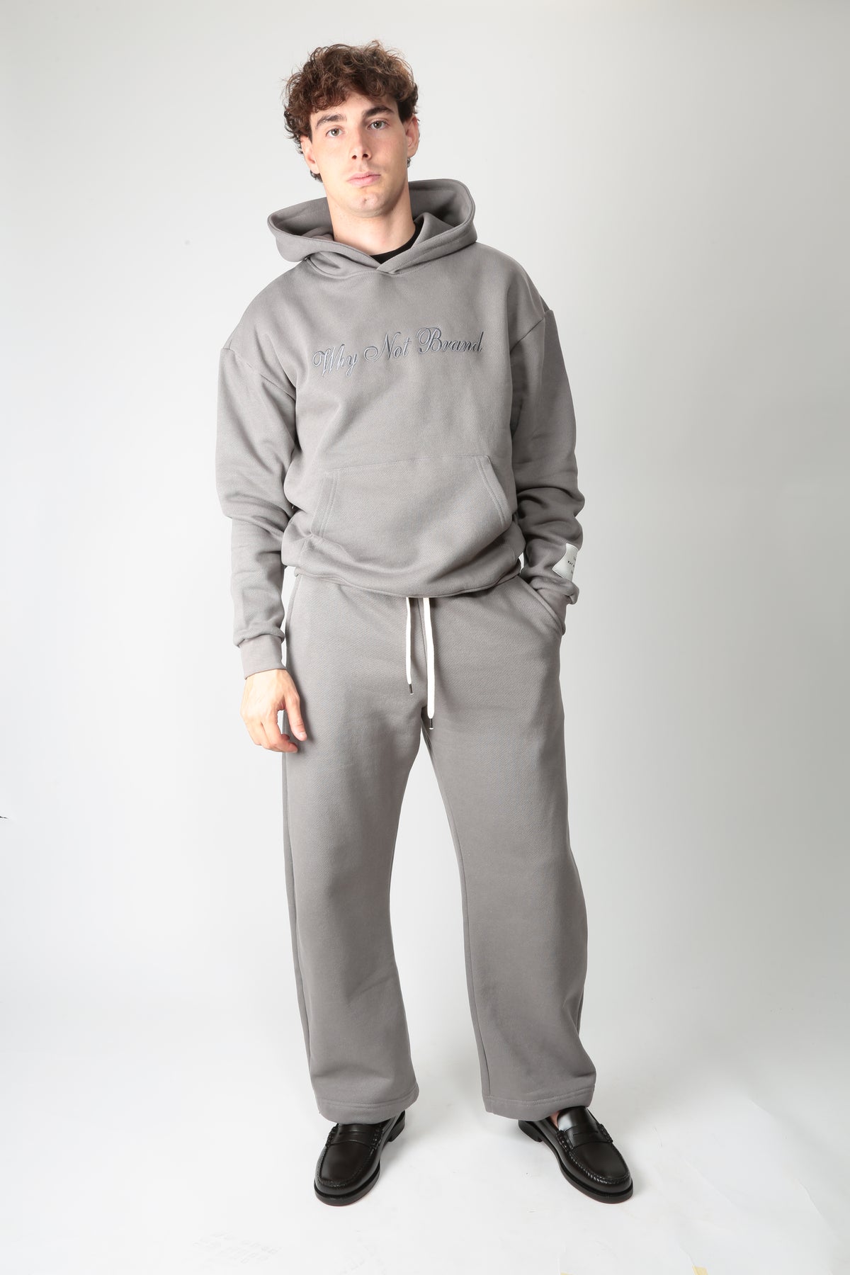 https://admin.shopify.com/store/gulieshop/products/16595776176477#:~:text=https%3A//www.gulieshop.it%20%E2%80%BA%20products%20%E2%80%BA%20whynotbrand%2Dfelpa%2Dcon%2Dricamo%2Dfs44