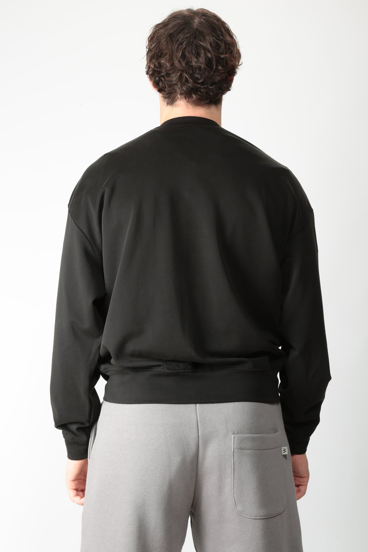 https://admin.shopify.com/store/gulieshop/products/16595776536925#:~:text=https%3A//www.gulieshop.it%20%E2%80%BA%20products%20%E2%80%BA%20whynotbrand%2Dfelpa%2Dgirocollo%2Dfl27%2D1