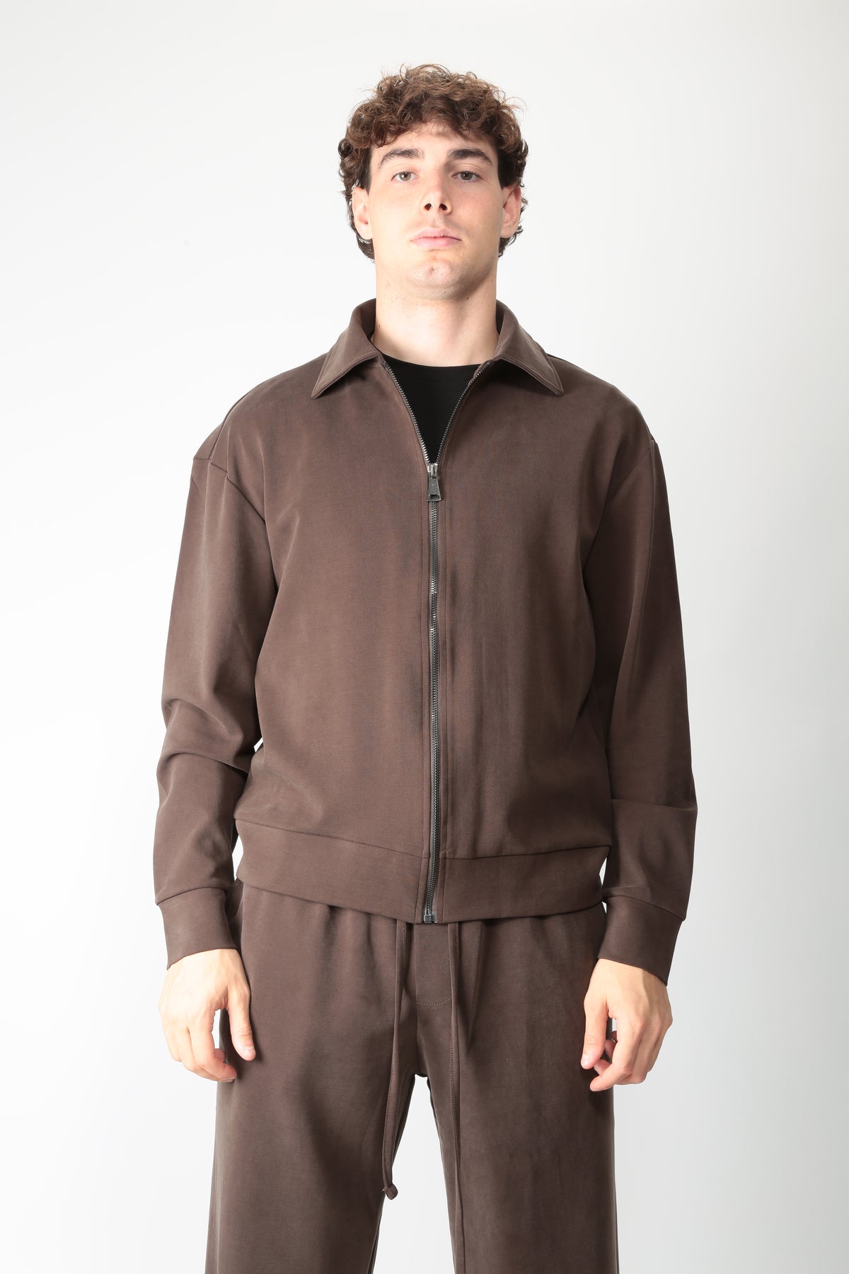 https://admin.shopify.com/store/gulieshop/products/16595776569693#:~:text=https%3A//www.gulieshop.it%20%E2%80%BA%20products%20%E2%80%BA%20whynotbrand%2Dfelpa%2Dcon%2Dzip%2Dfl26