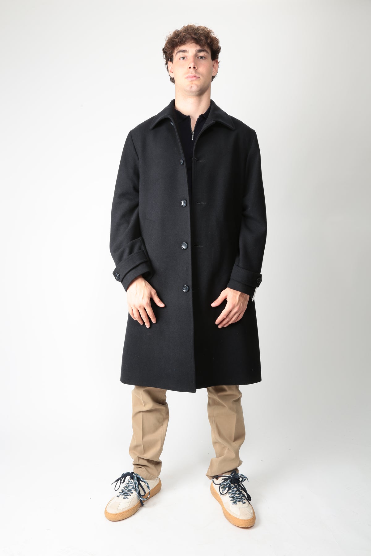 https://www.gulieshop.it › products › bicolore-cappotto-lungo-monopetto-ghent-r4234