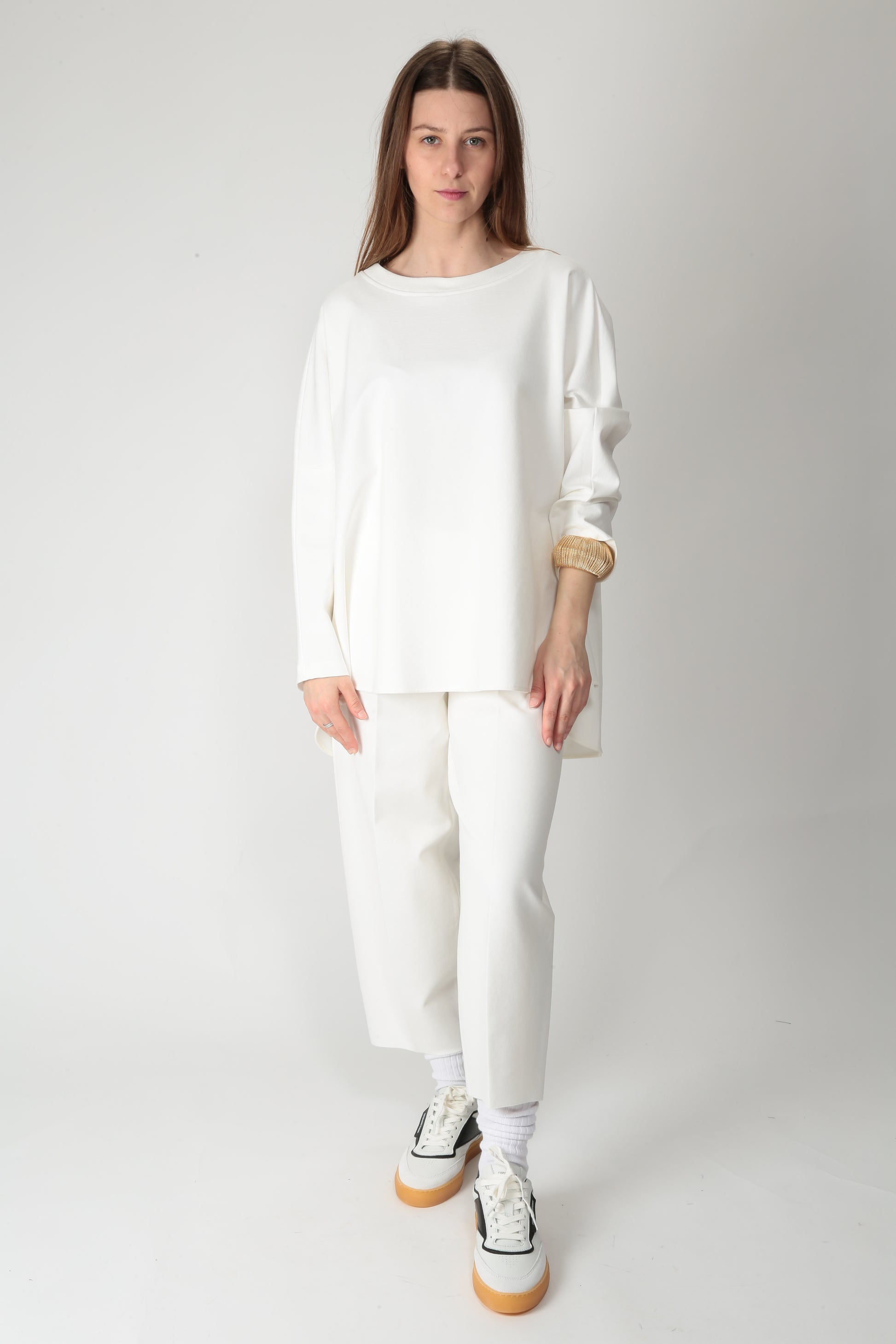 https://admin.shopify.com/store/gulieshop/products/15290025509213#:~:text=https%3A//www.gulieshop.it%20%E2%80%BA%20products%20%E2%80%BA%20l%2Dconti%2Dmaglia%2Din%2Dmisto%2Dviscosa%2Df5si10%2D1
