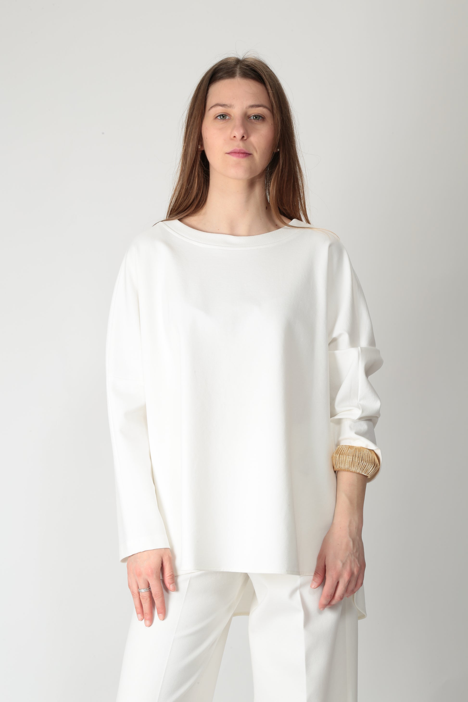 https://admin.shopify.com/store/gulieshop/products/15290025509213#:~:text=https%3A//www.gulieshop.it%20%E2%80%BA%20products%20%E2%80%BA%20l%2Dconti%2Dmaglia%2Din%2Dmisto%2Dviscosa%2Df5si10%2D1