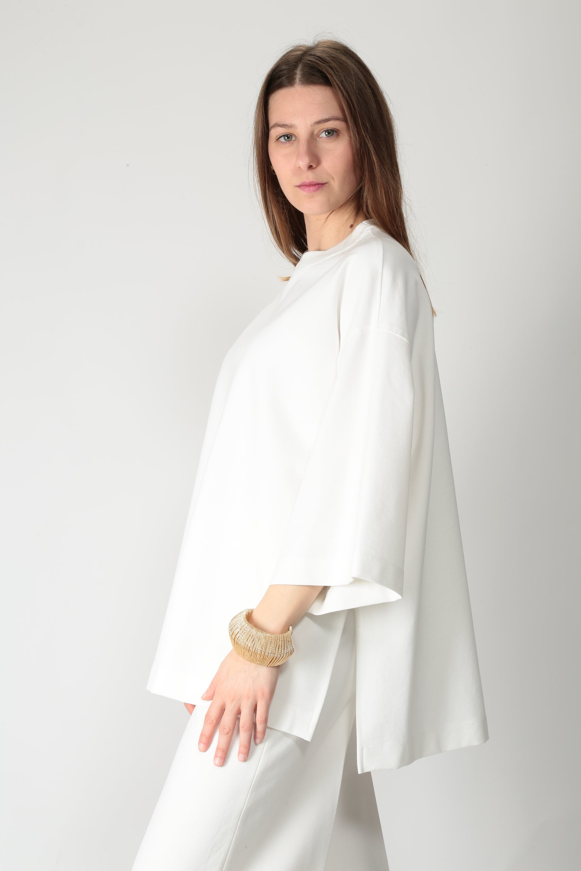 https://admin.shopify.com/store/gulieshop/products/15290034225501#:~:text=https%3A//www.gulieshop.it%20%E2%80%BA%20products%20%E2%80%BA%20l%2Dconti%2Dmaglia%2Dtaglio%2Dfelpa%2Df5si07