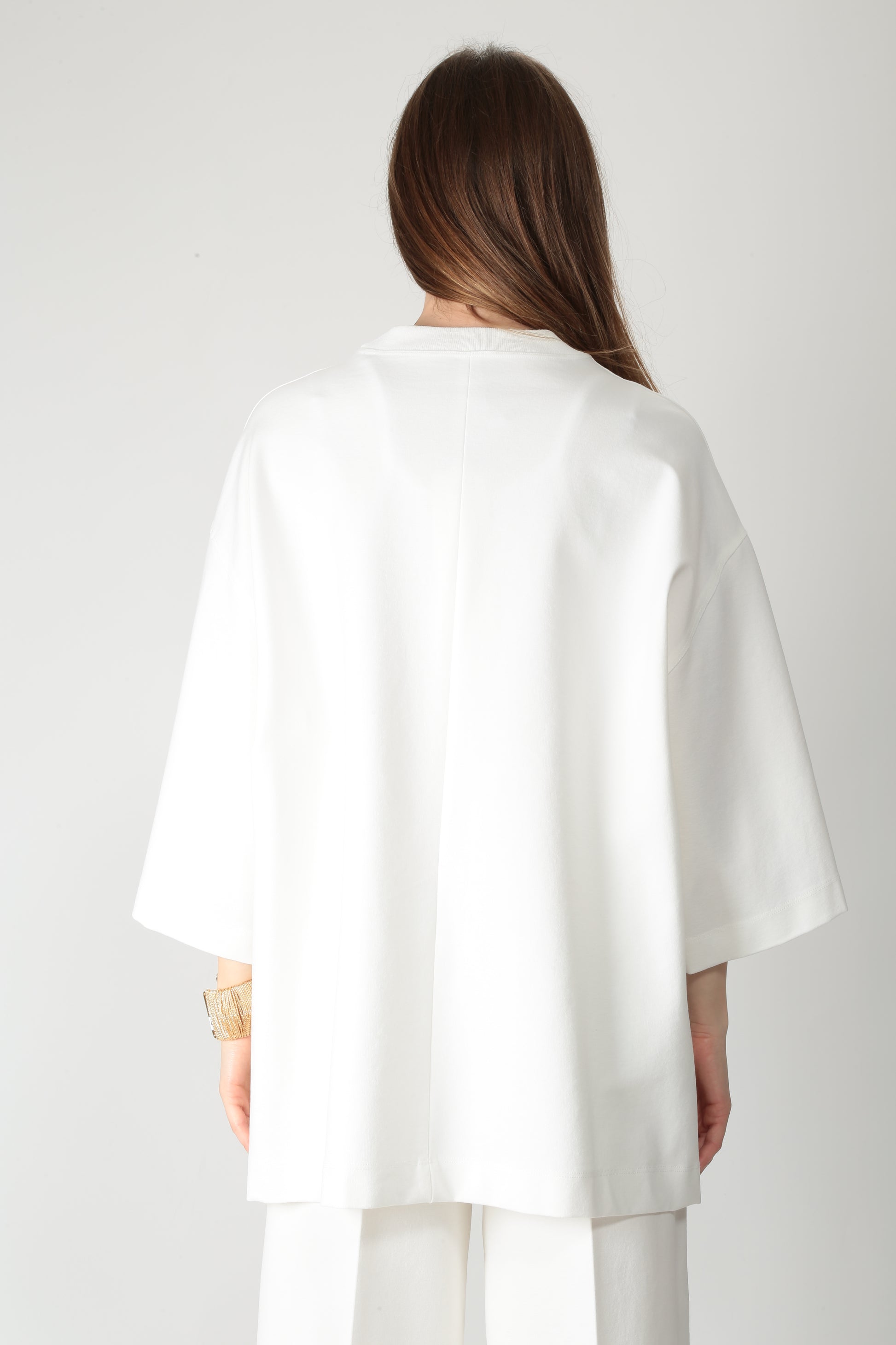 https://admin.shopify.com/store/gulieshop/products/15290034225501#:~:text=https%3A//www.gulieshop.it%20%E2%80%BA%20products%20%E2%80%BA%20l%2Dconti%2Dmaglia%2Dtaglio%2Dfelpa%2Df5si07