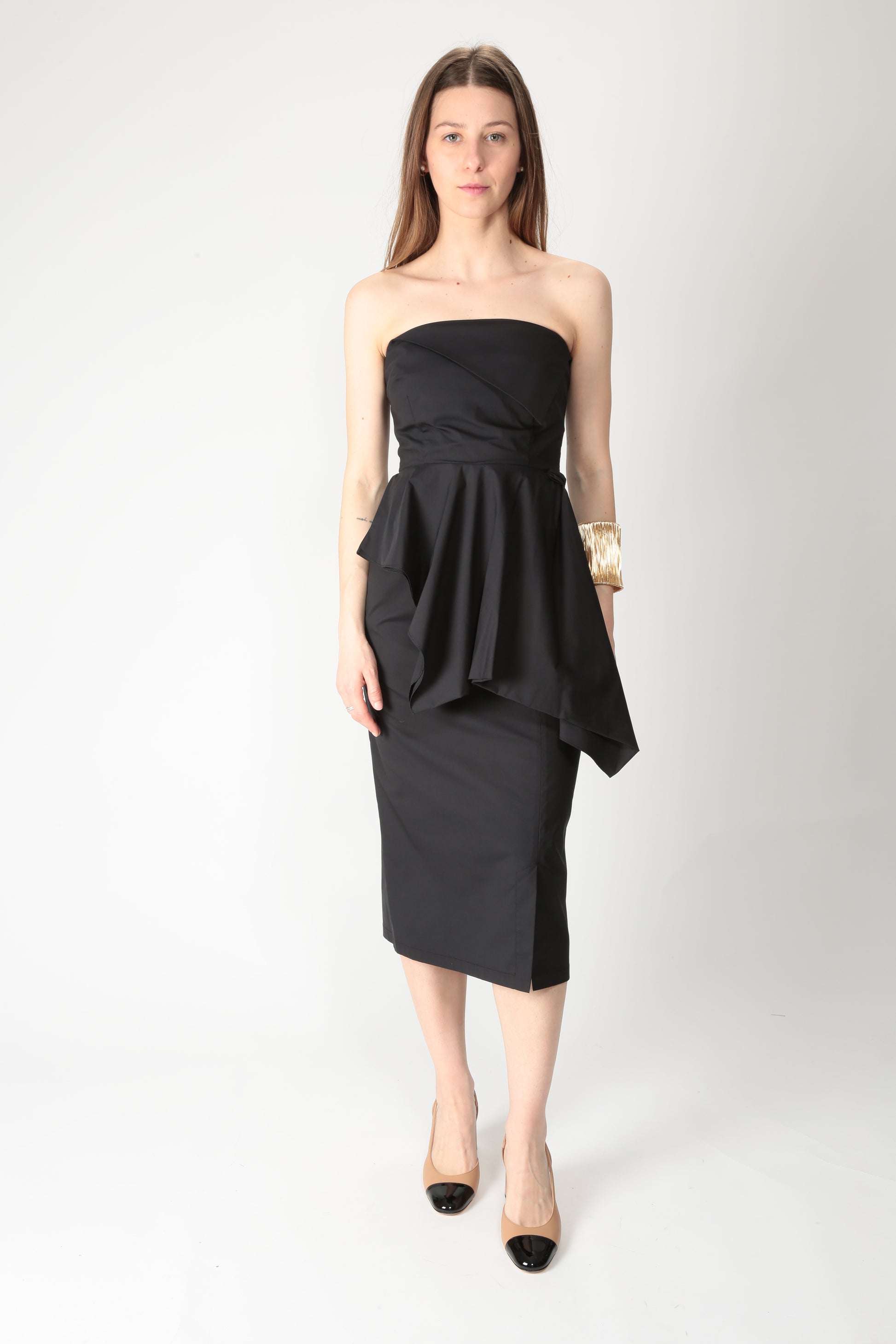 https://admin.shopify.com/store/gulieshop/products/15290035143005#:~:text=https%3A//www.gulieshop.it%20%E2%80%BA%20products%20%E2%80%BA%20l%2Dconti%2Dabito%2Dmidi%2Da%2Dfascia%2Df5sk30