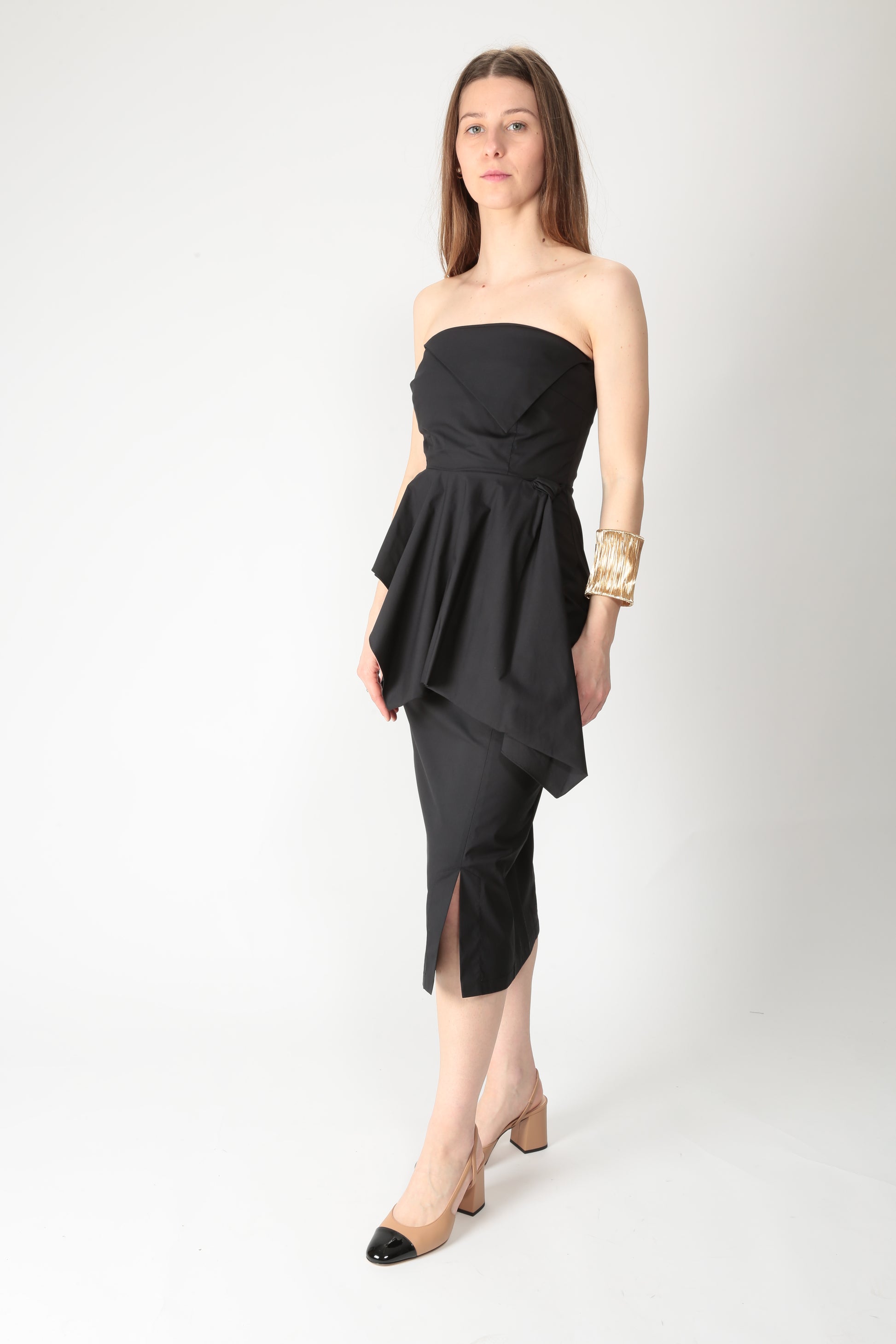 https://admin.shopify.com/store/gulieshop/products/15290035143005#:~:text=https%3A//www.gulieshop.it%20%E2%80%BA%20products%20%E2%80%BA%20l%2Dconti%2Dabito%2Dmidi%2Da%2Dfascia%2Df5sk30