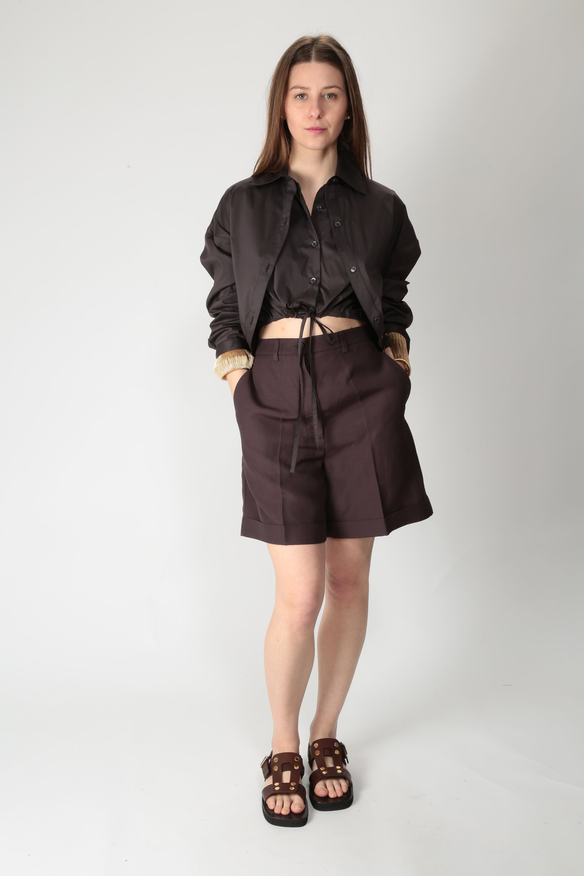 https://admin.shopify.com/store/gulieshop/products/15290034782557#:~:text=https%3A//www.gulieshop.it%20%E2%80%BA%20products%20%E2%80%BA%20l%2Dconti%2Dbermuda%2Din%2Dcotone%2Dtimothy%2Dl5sm19