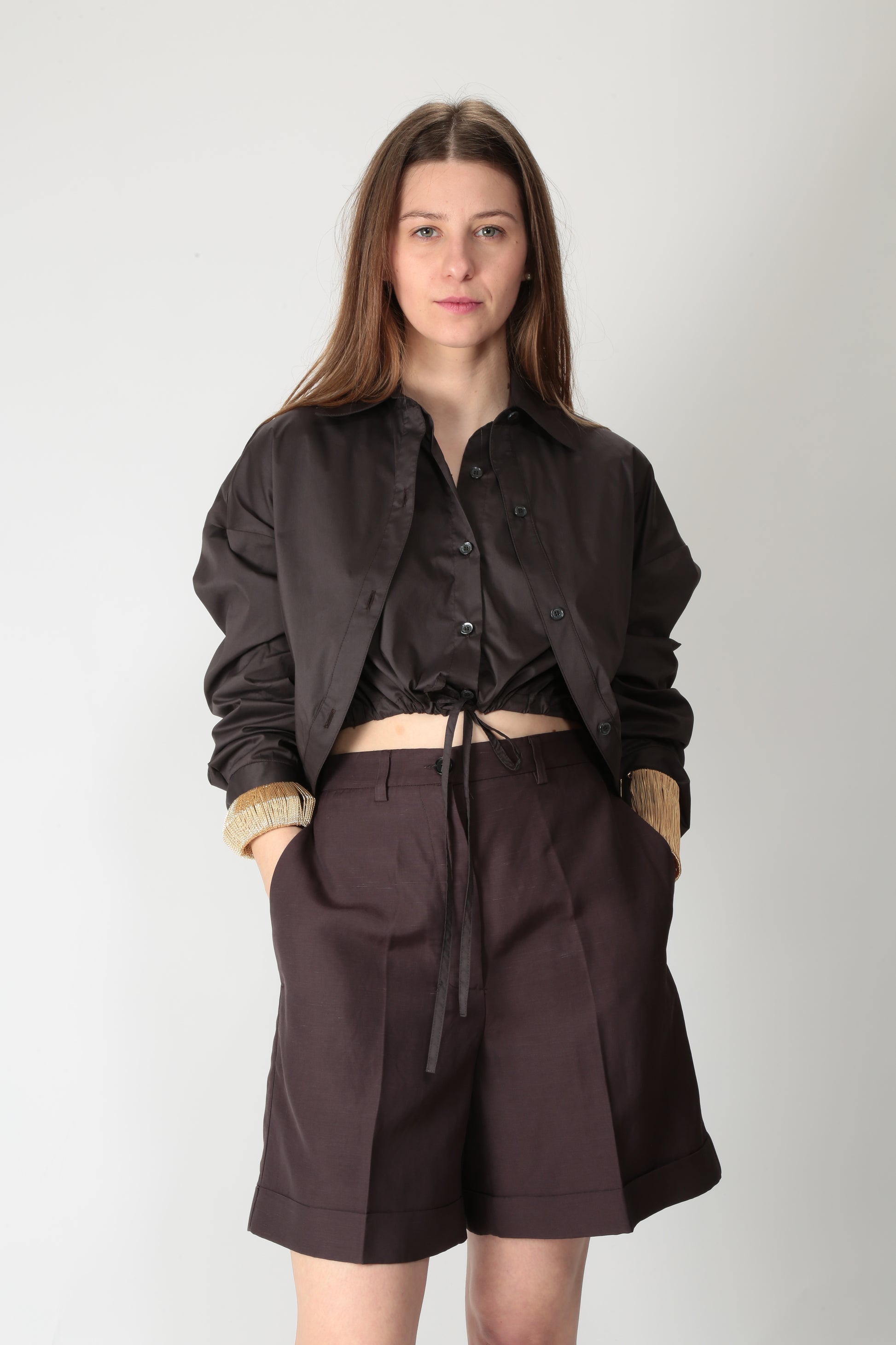 https://admin.shopify.com/store/gulieshop/products/15290034782557#:~:text=https%3A//www.gulieshop.it%20%E2%80%BA%20products%20%E2%80%BA%20l%2Dconti%2Dbermuda%2Din%2Dcotone%2Dtimothy%2Dl5sm19