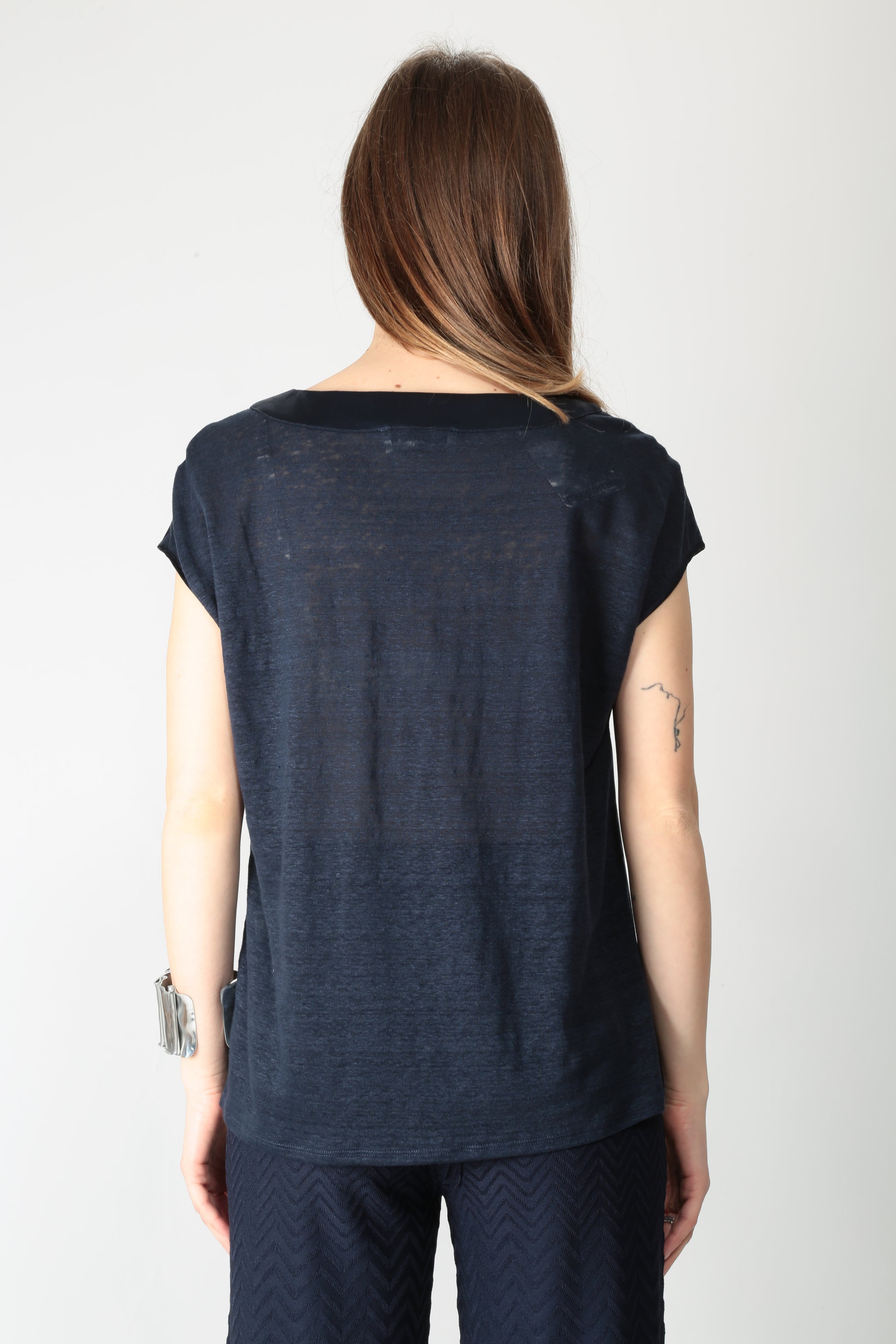 https://admin.shopify.com/store/gulieshop/products/15318317007197#:~:text=https%3A//www.gulieshop.it%20%E2%80%BA%20products%20%E2%80%BA%20maida%2Dmila%2Dmaglia%2Dcon%2Dricamo%2D251m1062%2D1